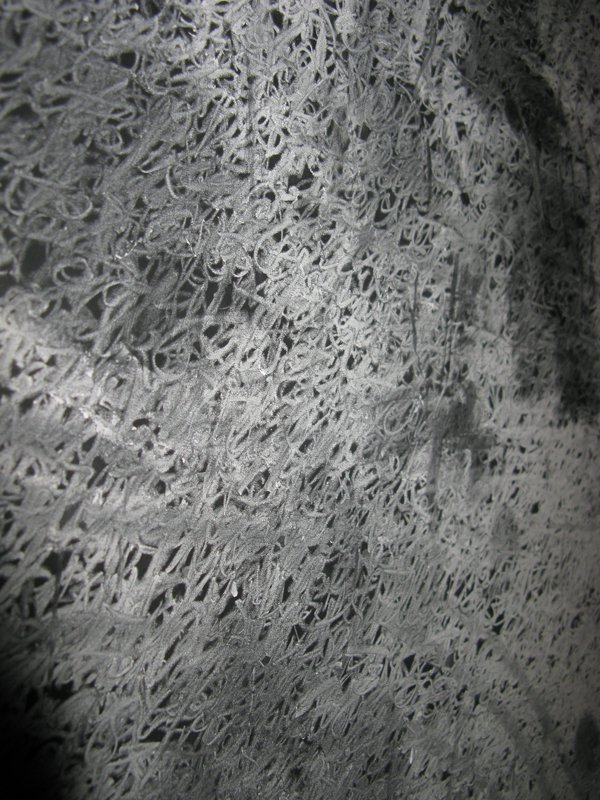 Plateaus 4 Gilles, detail, white chalk on blackboard, 72 x 48 in., 1995