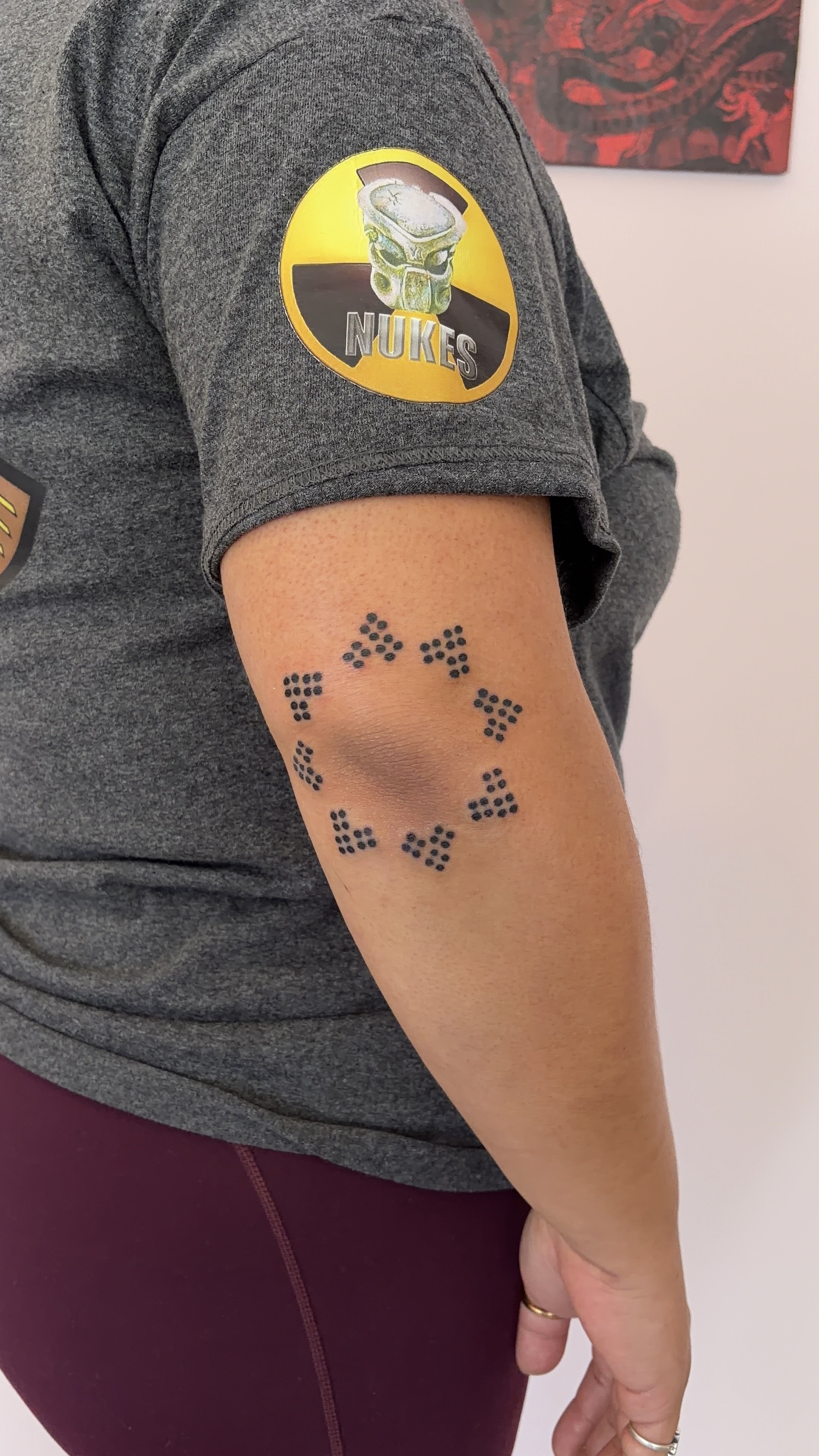 Handpoked elbow adornment tattoo made in black ink at O Siiem Tatu by Ari Lauren aka @quwutsunmade