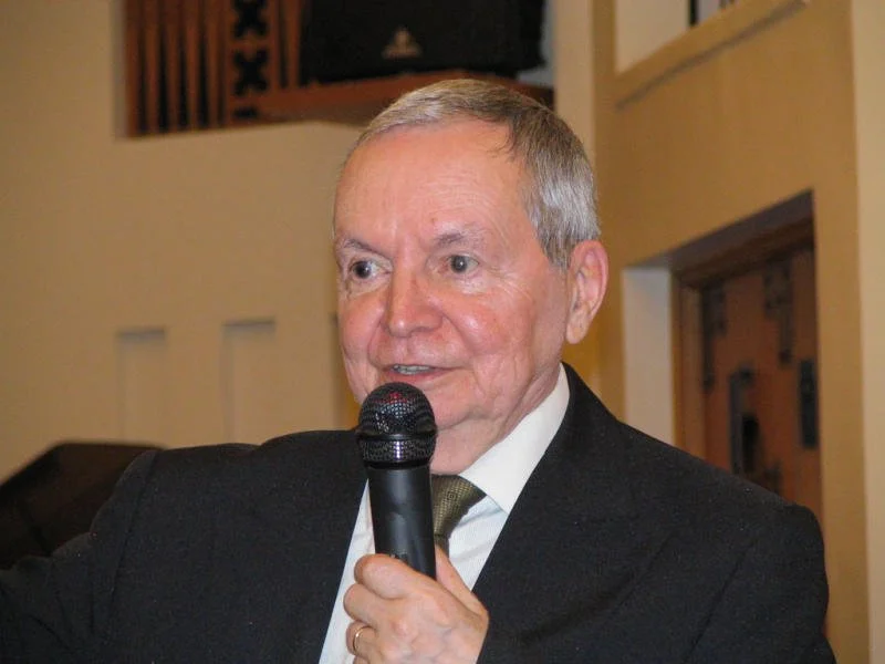 Jean-Paul De Lagrave 001.jpeg