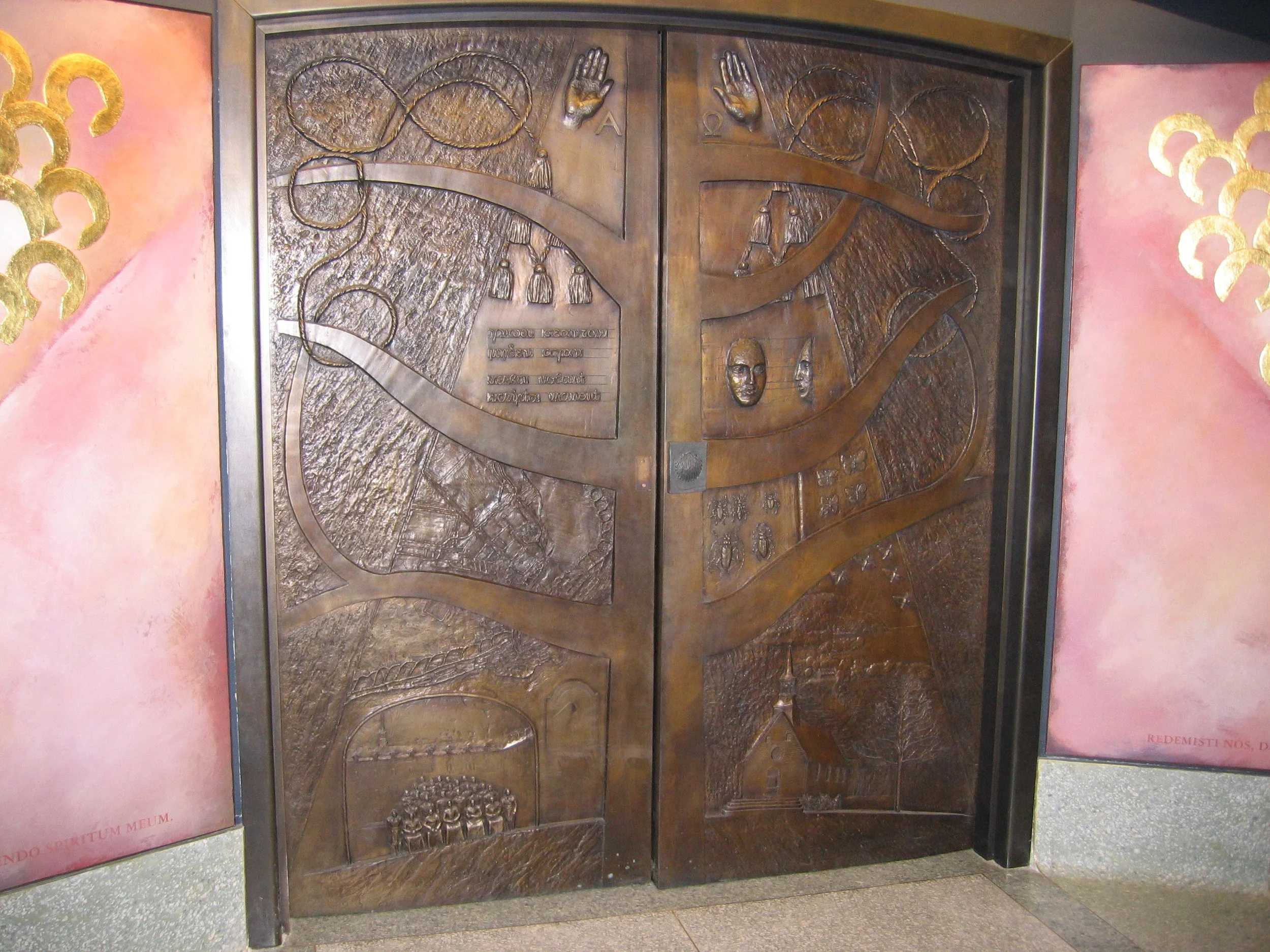 Visite de la crypte de Notre-Dame-de-Québec