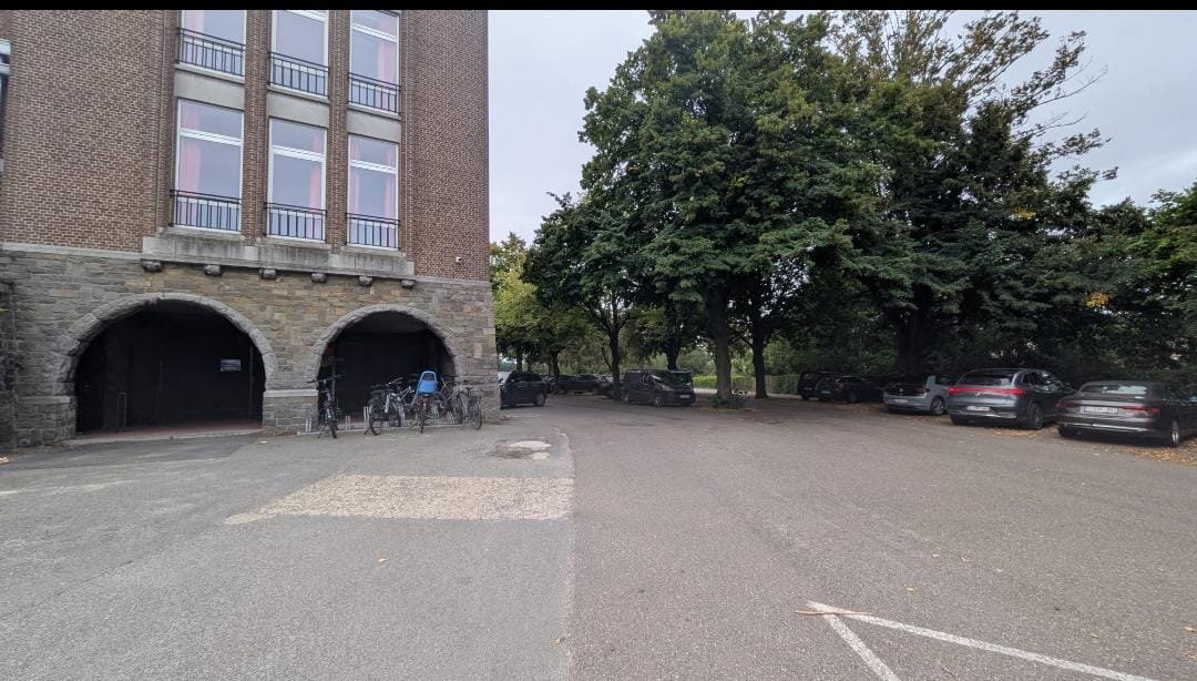 ingang tot de Muvo danszaal