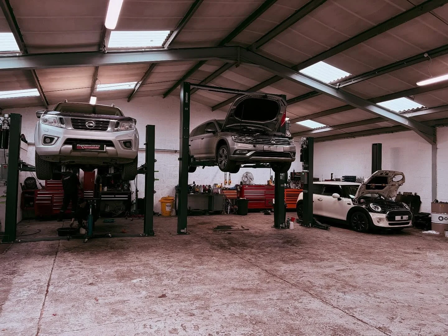 🚗✨ At Bridgnorth Automotive, we believe that keeping you on the road is our top priority! Whether it&rsquo;s routine maintenance, quick repairs, or expert advice, we&rsquo;re here to ensure your vehicle runs smoothly and safely. 

🛠️ Our dedicated 