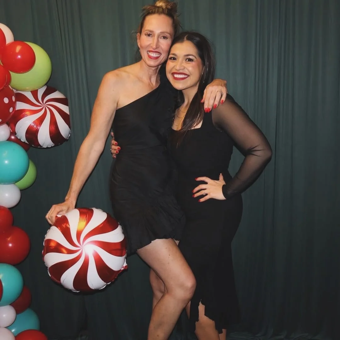 Proof that our team can clean up nicely.. yes, even the trainers have more than exercise clothes in their closets😌🎄

We are beyond thankful for this team and the energy they bring to Health Spa Napa Valley&mdash;on the floor and off the clock.

Eve