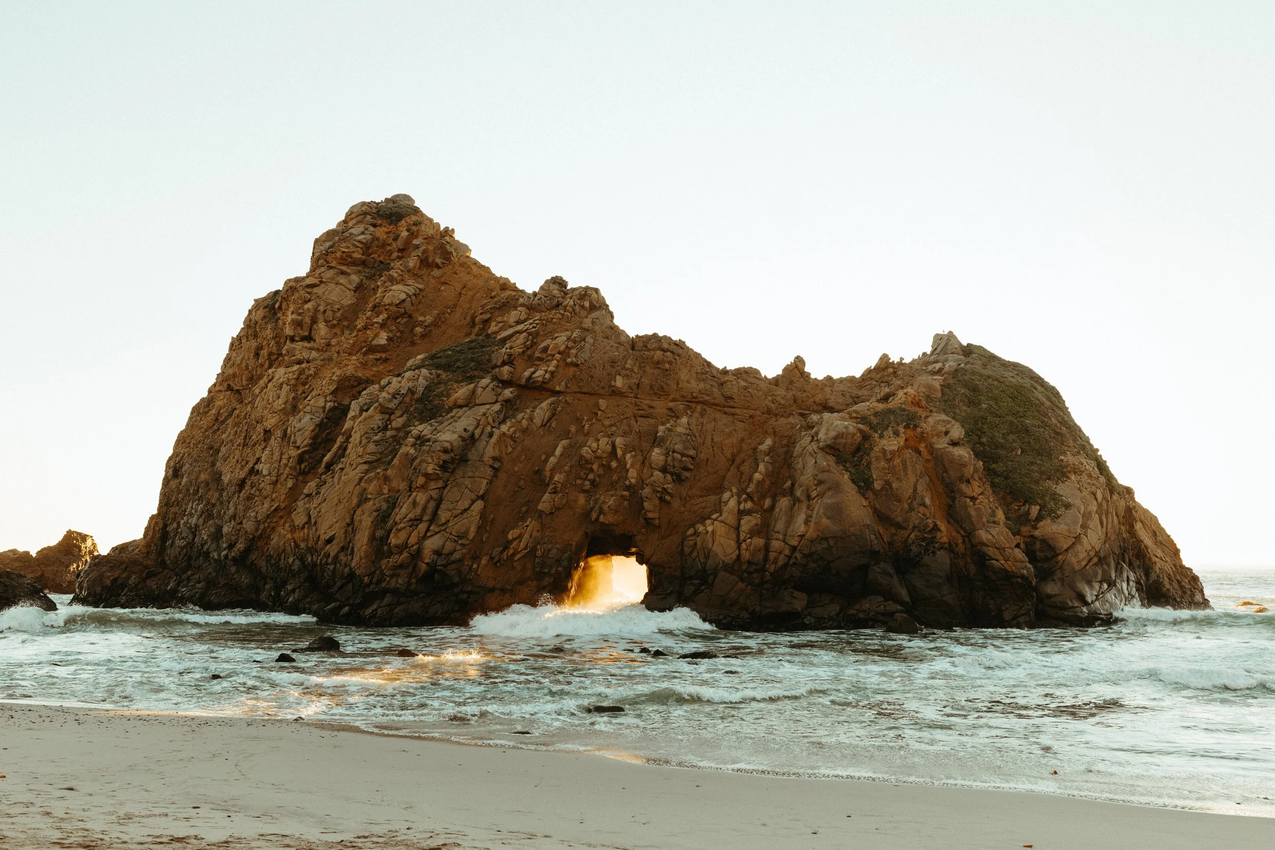 Keyhole arch at Pfeiffer Beach