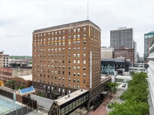 Host Memorable Corporate Events at Our Downtown Des Moines Venue