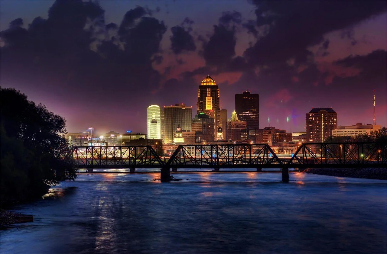 Why Downtown Des Moines Is the Perfect Backdrop for Your Next Event