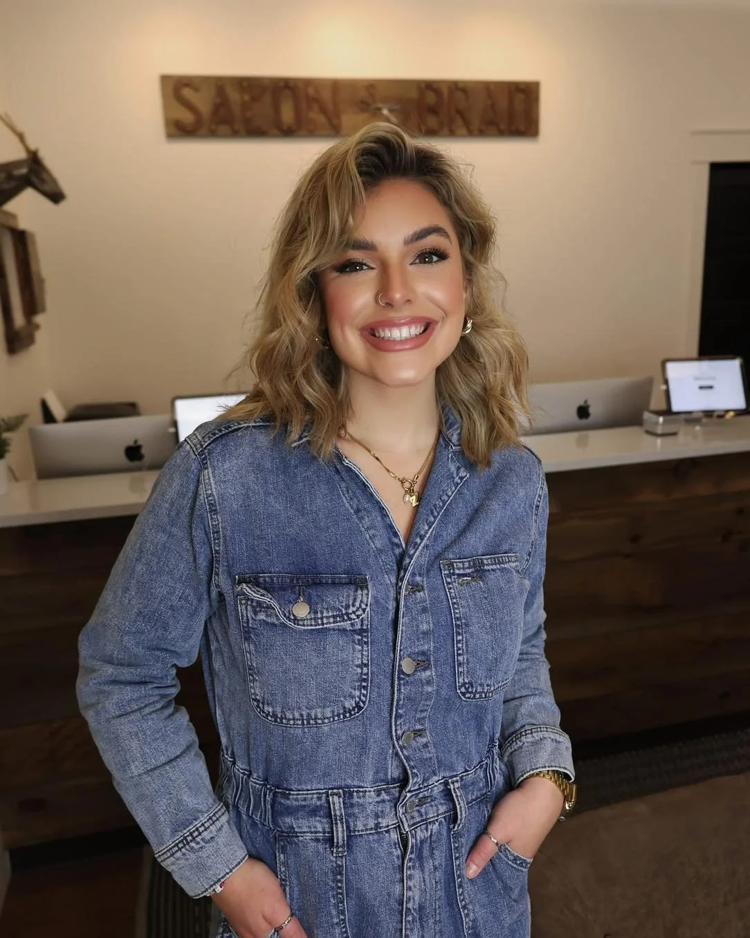 Happy Birthday to our incredible Taylor!

Your talent, creativity, and heart shine through in everything you do at Salon Brad. You bring such a warm and welcoming energy to our space, and your kindness and positivity make a lasting impact on both our