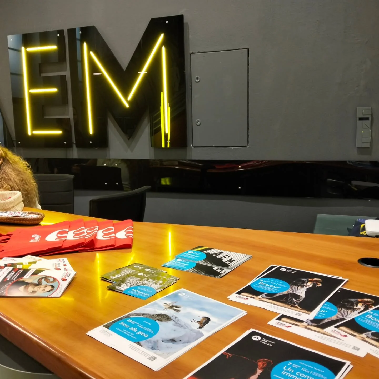 Fringe&Sport.
Boxeur alla Fondazione AEM di Milano_h.19.30
@ildeta @le_faccende_di_candiru @luz.el.ga @maurapettorruso @lombardo_renato @francesca.r.vitale1