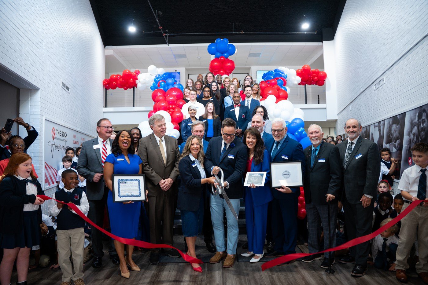 KHPS Earns Accredidation in its First Year