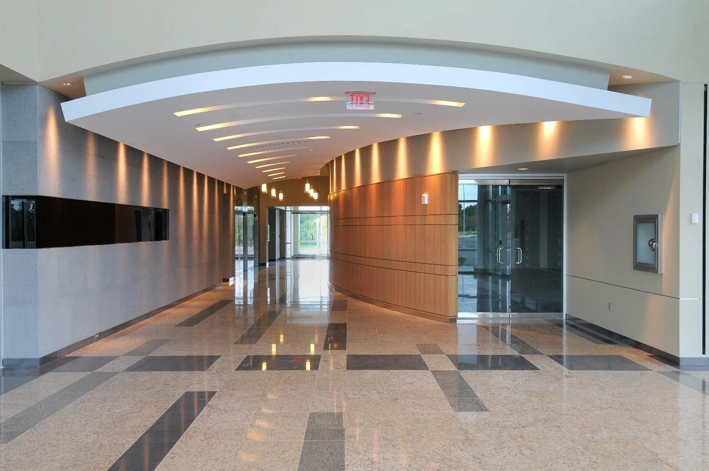 7-Office-Franklin-Center_html_e131673.jpg