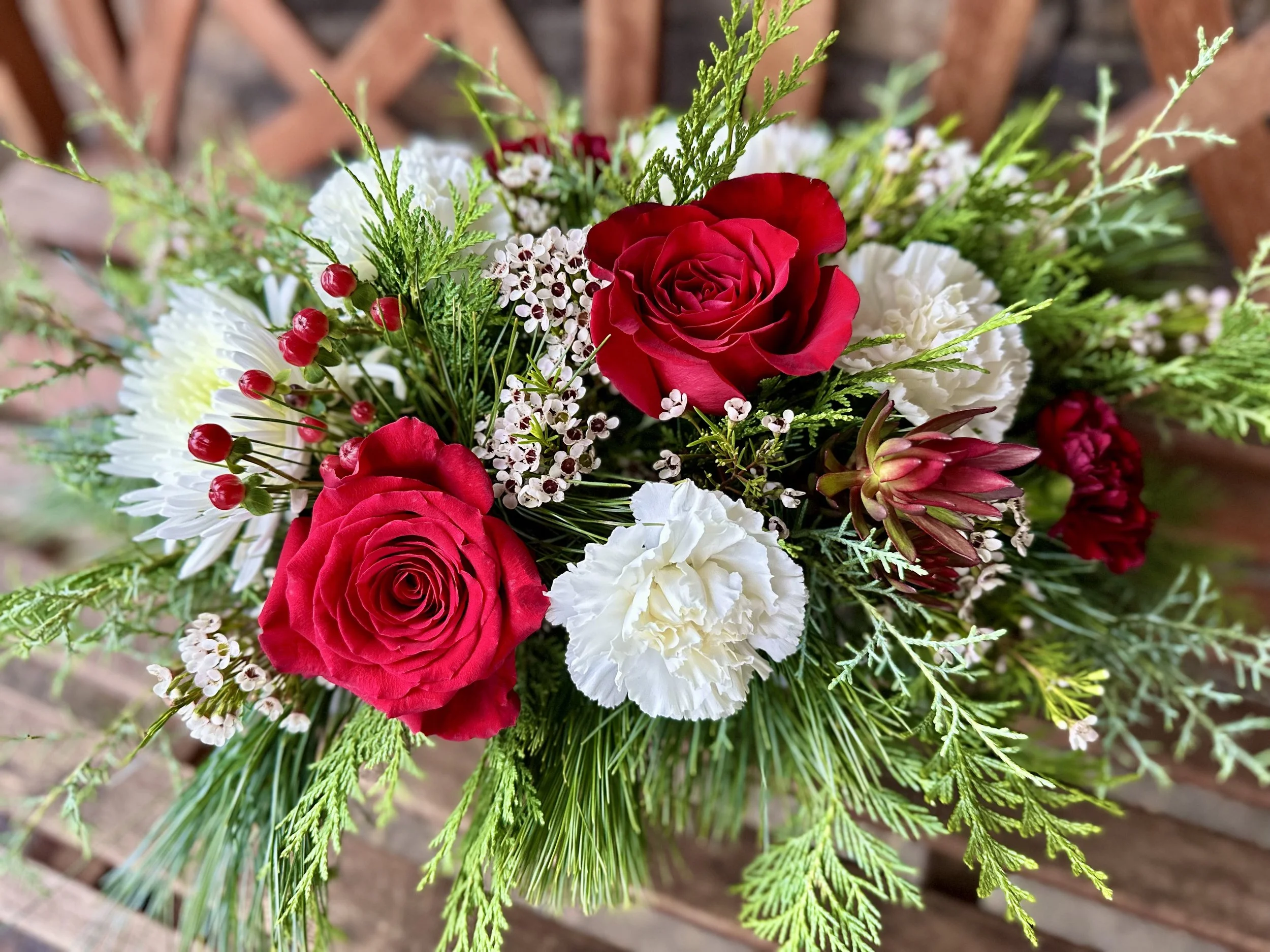 Winter Doesn’t Have to Feel So Dark—Here’s How Flowers Can Brighten Your Home