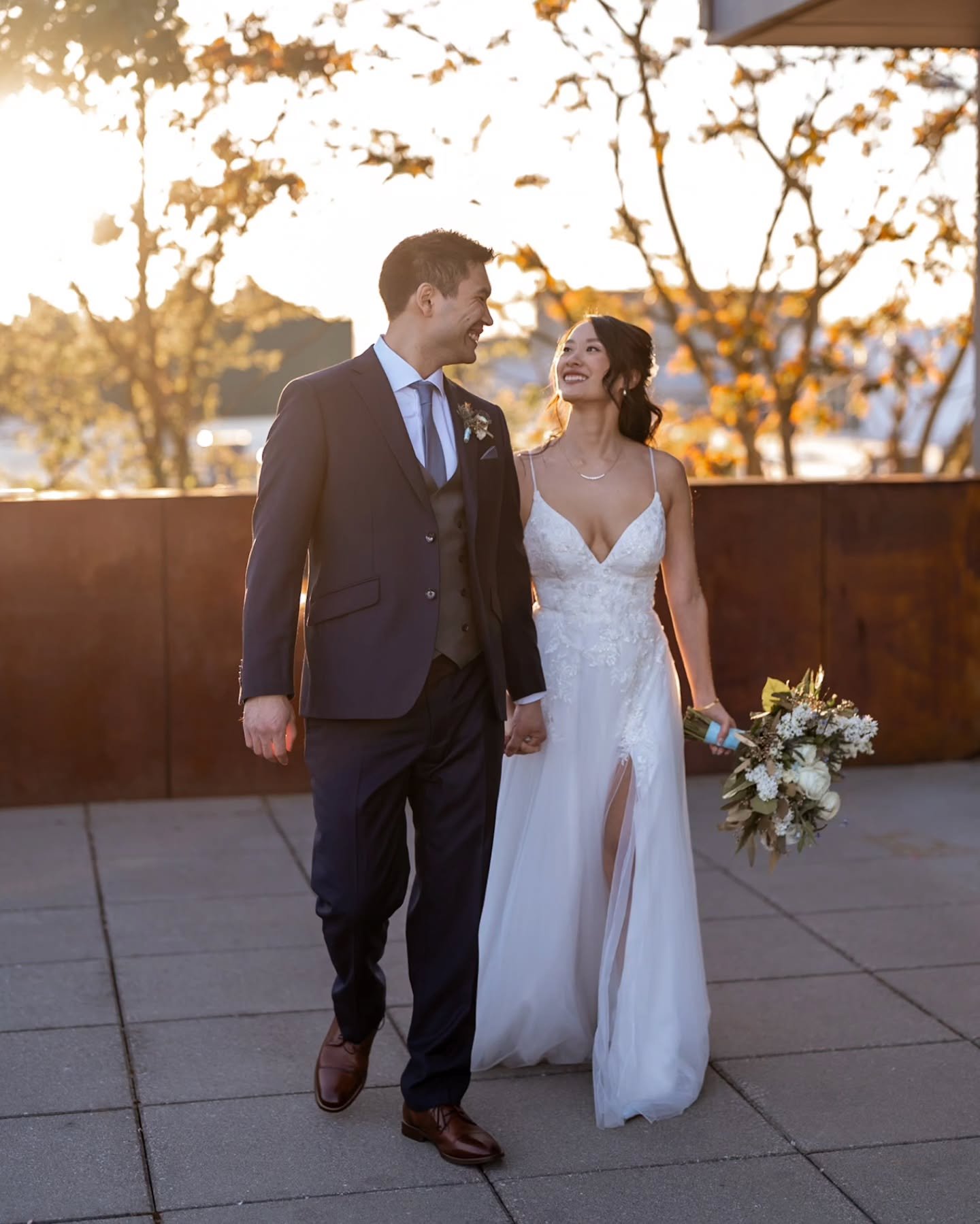 A tiny sneak into J and T big day earlier this month!

The amazing vendor team:
Photographer: @samahanstudio
Second: @soko.photos
Venue: @fremont_foundry 
Catering: @herbanfeast 
Coordination: @landmarkeventco 
Florals: @fromthegroundupfloral 
HMUA: 