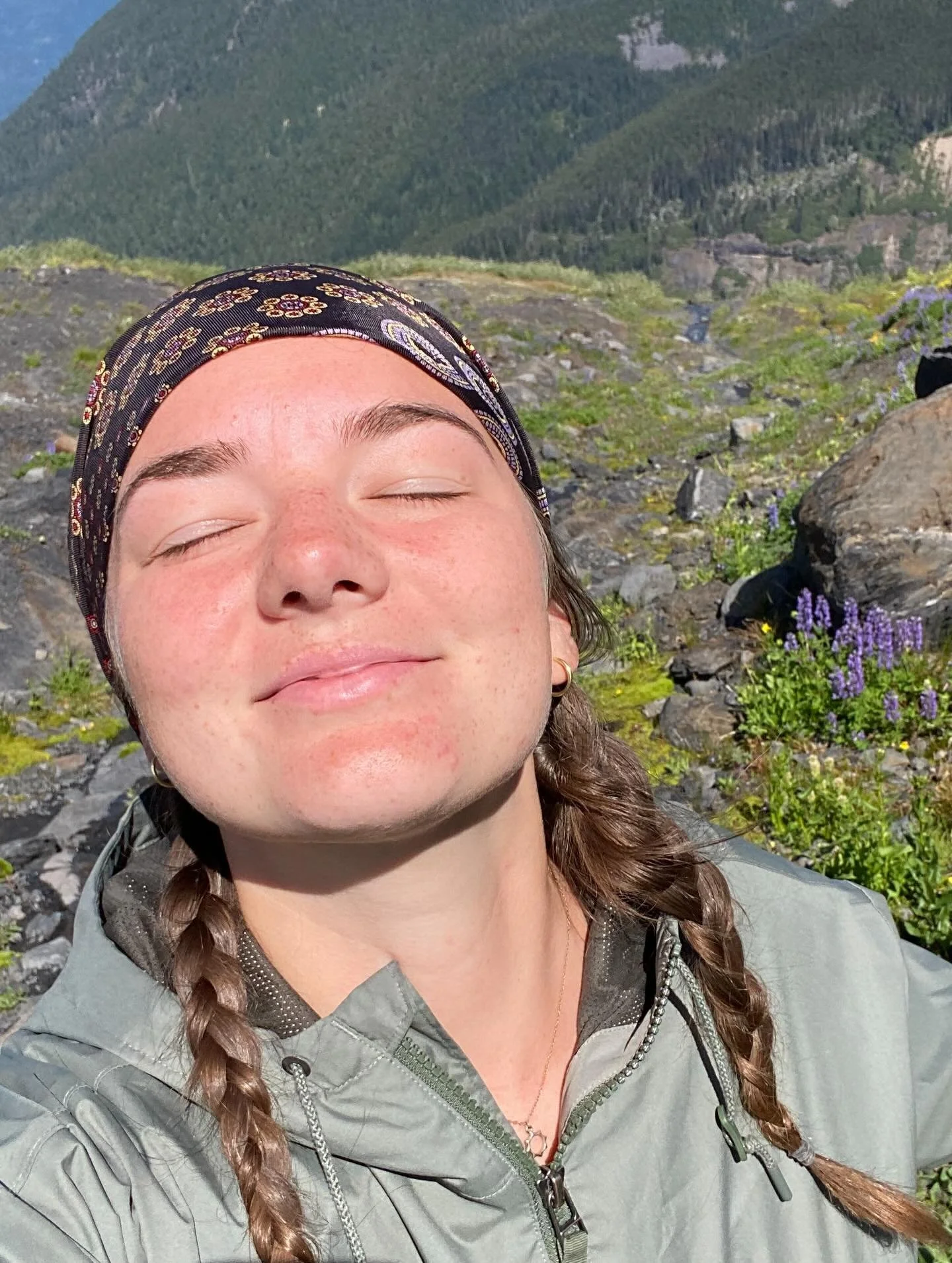 We made it through the longest night! Come on back sun 🌞