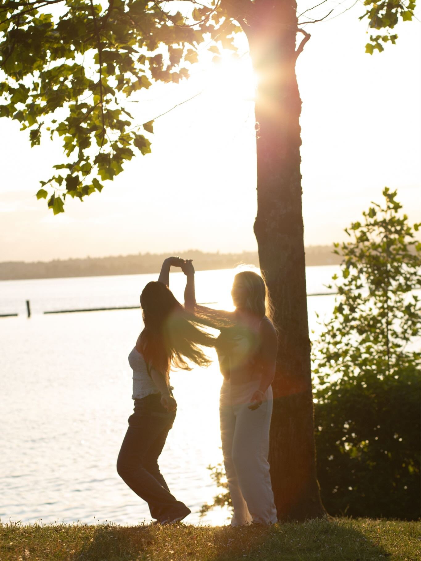 Looking back on my first year in business. At the beginning all I knew is I wanted to work with mothers. I got to photograph so many beautiful women (not just mothers) and I&rsquo;m ending the year grateful for 10+ photoshoots and a birth doula certi