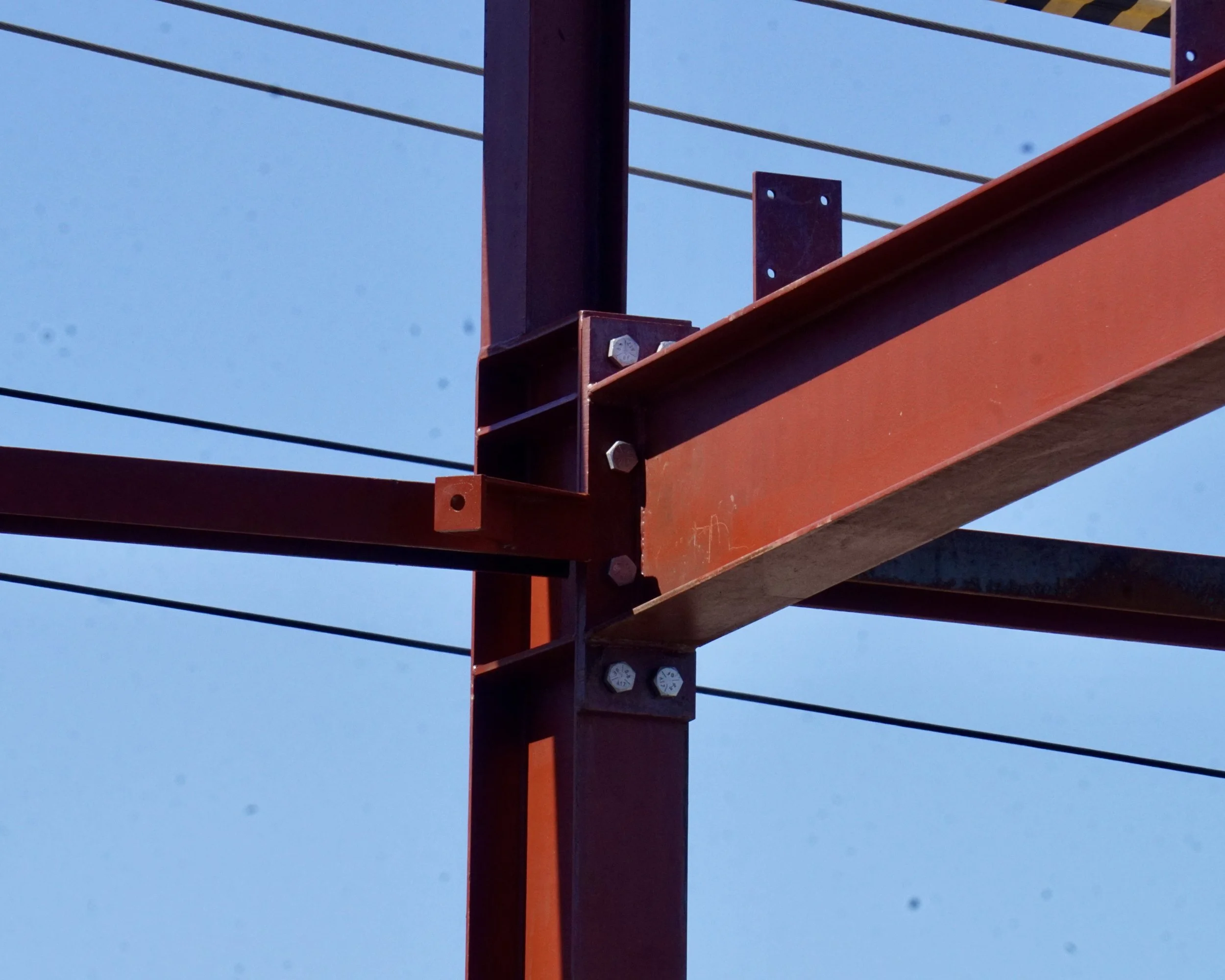 Hidden Bottlenecks in Steel Installation — And How to Avoid Them