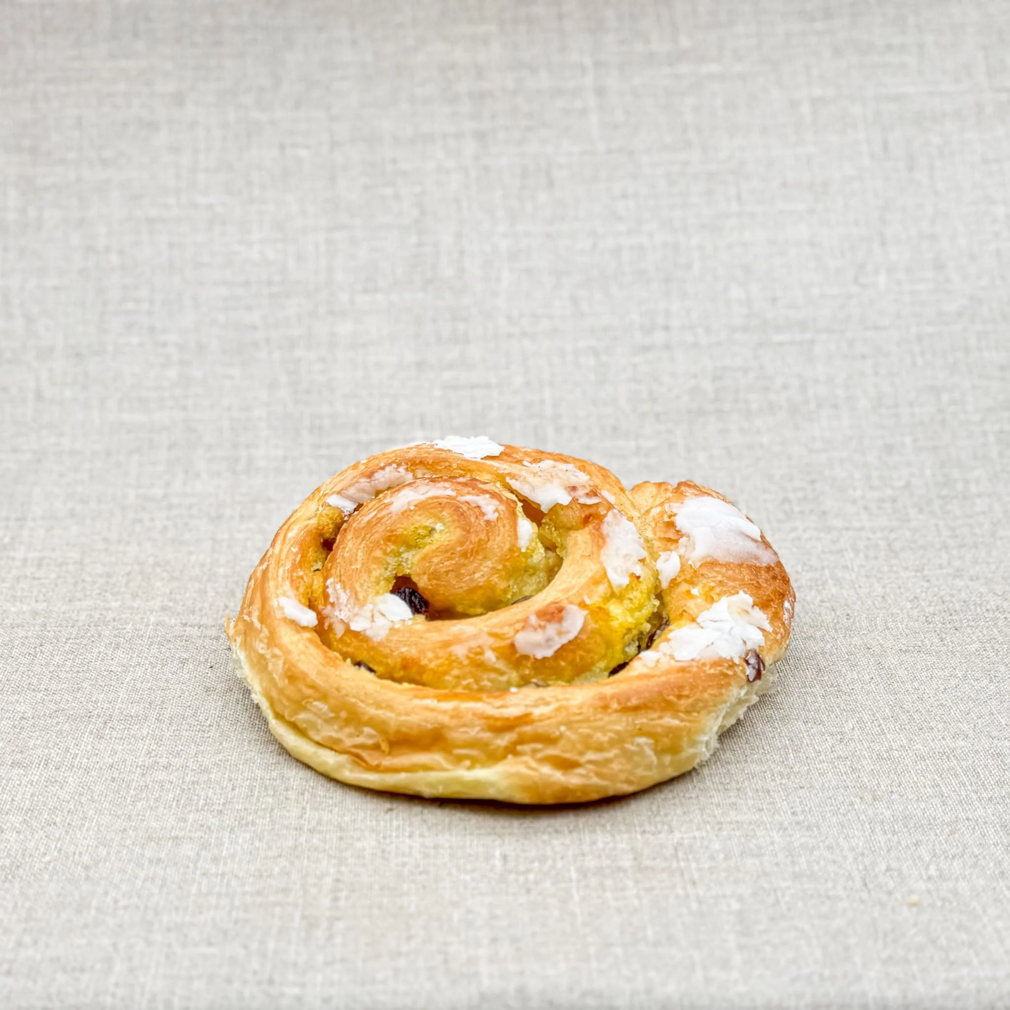 Escargot pastry (Pain aux Raisins)