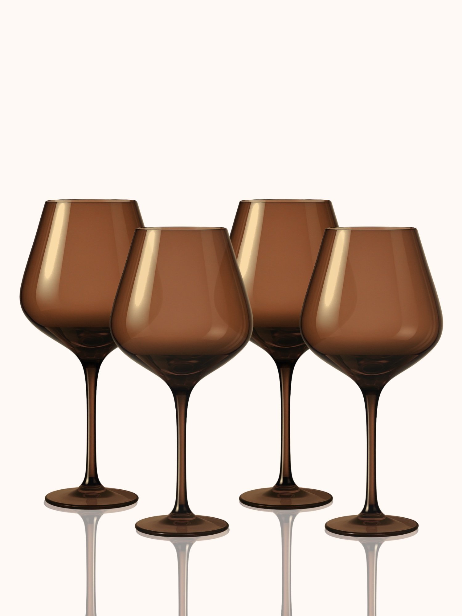 Moody and refined, these hand-blown brown crystal glasses come in a set of 4. Designed to sip and flex—because real wine snobs don’t do basic.