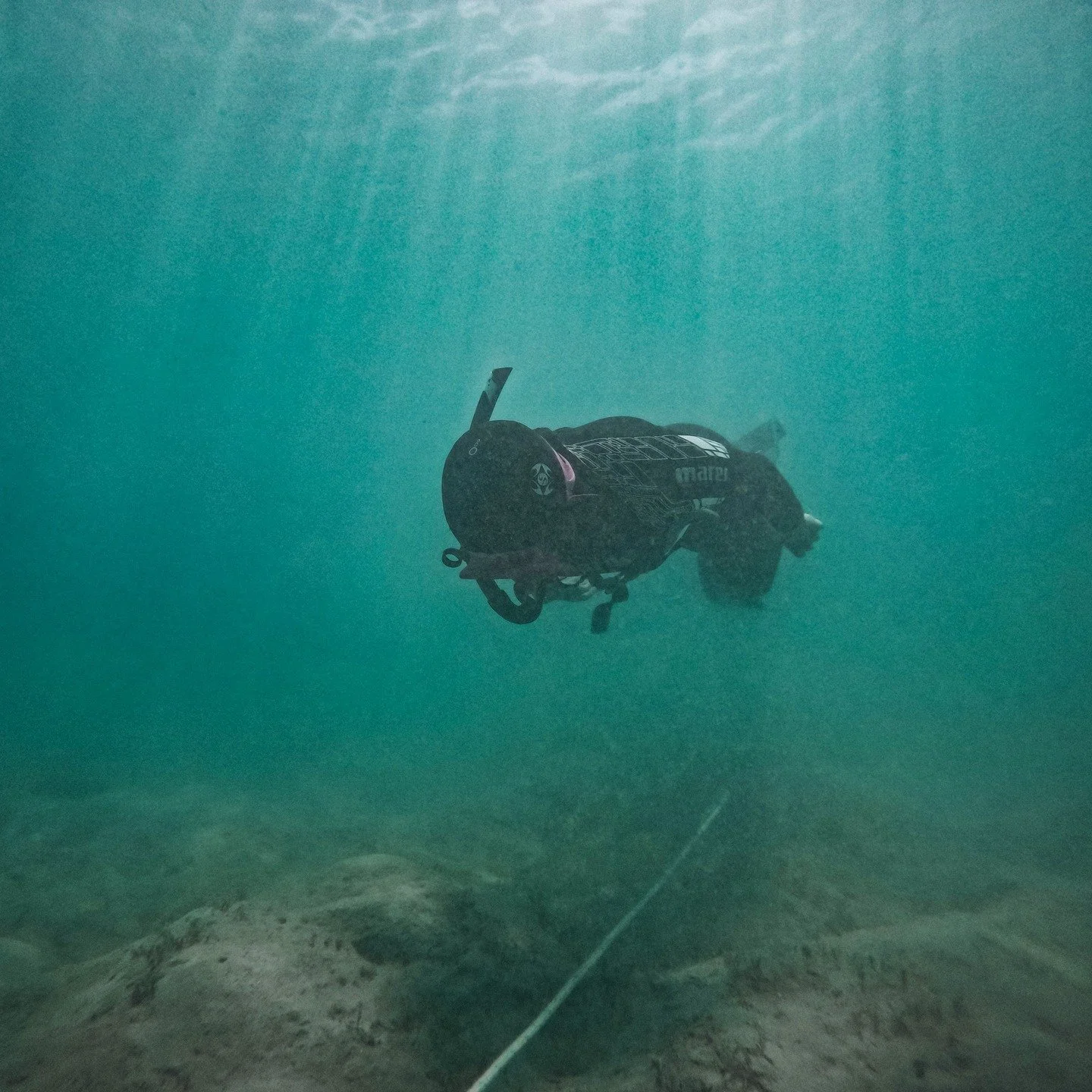 Stage AIDA 3* &mdash; zone 30 m 🌊
(l&rsquo;&eacute;quivalent du niveau 2 &agrave; l&rsquo;international : Apnea Academy, SSI, Molchanovs)

Ce niveau s&rsquo;adresse aux apn&eacute;istes qui ont clairement &ldquo;mordu &agrave; la ligne&rdquo; et qui