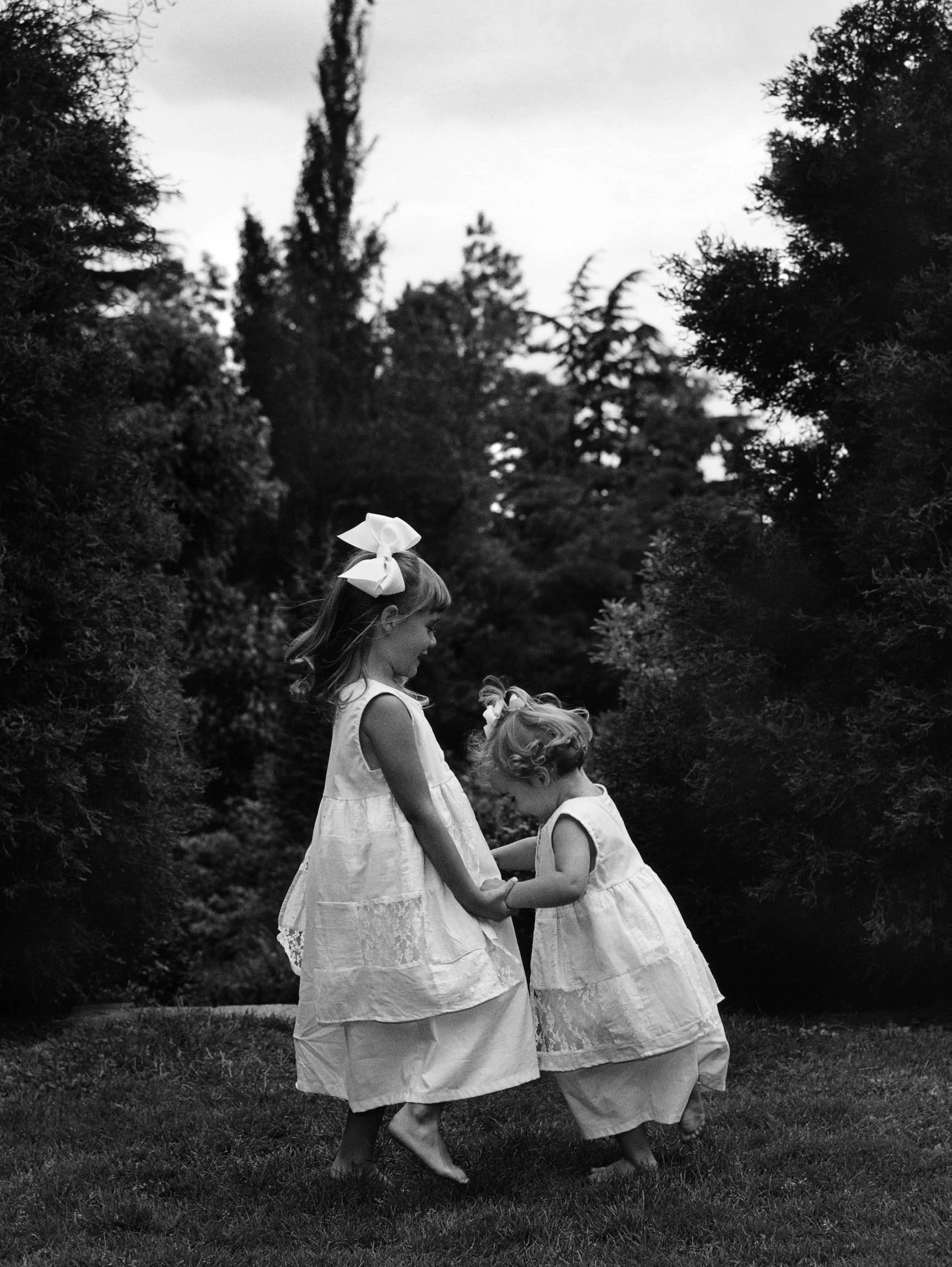 Daskalos Sisters Dancing.jpg