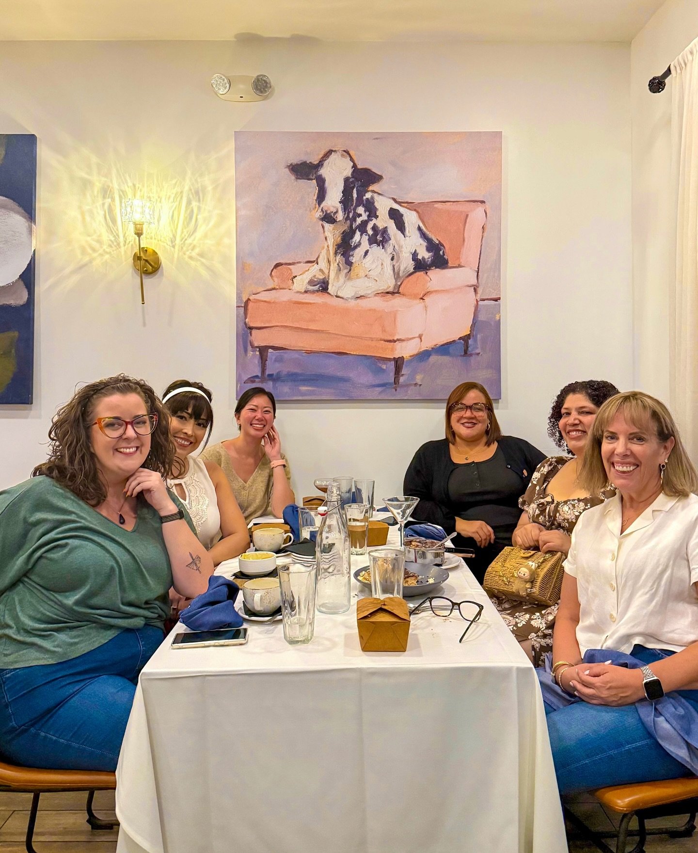 ✨ Connection doesn&rsquo;t just happen &mdash; it&rsquo;s built through stories, shared moments, and good conversation. Grateful for evenings like this that remind us why community matters!

#connection #community #timeleft #gathertogrow #womanownedb