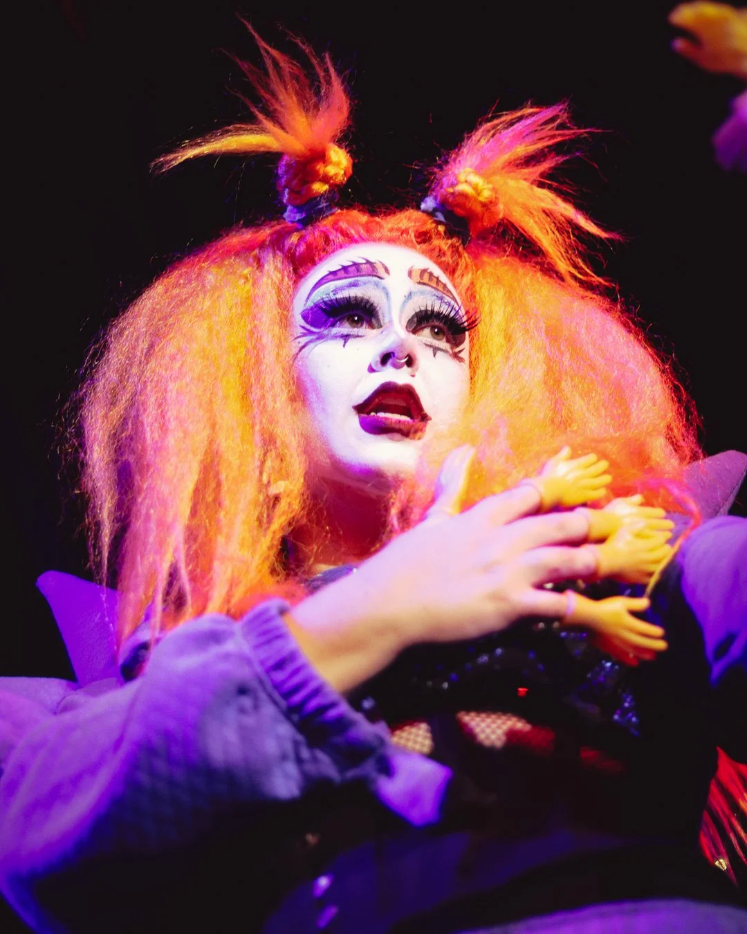 Too many strange &amp; unusual occurrences to be contained to just one report, we return to the scene of the unusual activity, &lsquo;Alias Cabaret&rsquo;! @guy_alias having now been well documented as the one responsible for such gathering of curios