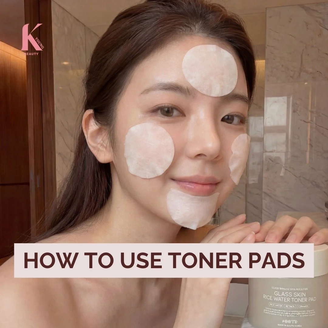Why Toner Pads Belong in Your Routine

Toner pads are more than a quick wipe. Used correctly, they help remove leftover impurities, balance oil, hydrate the skin, and prep the skin for better absorption of skincare.

ทำไมโทนเนอร์แพดถึงควรมีในสกินแคร์
