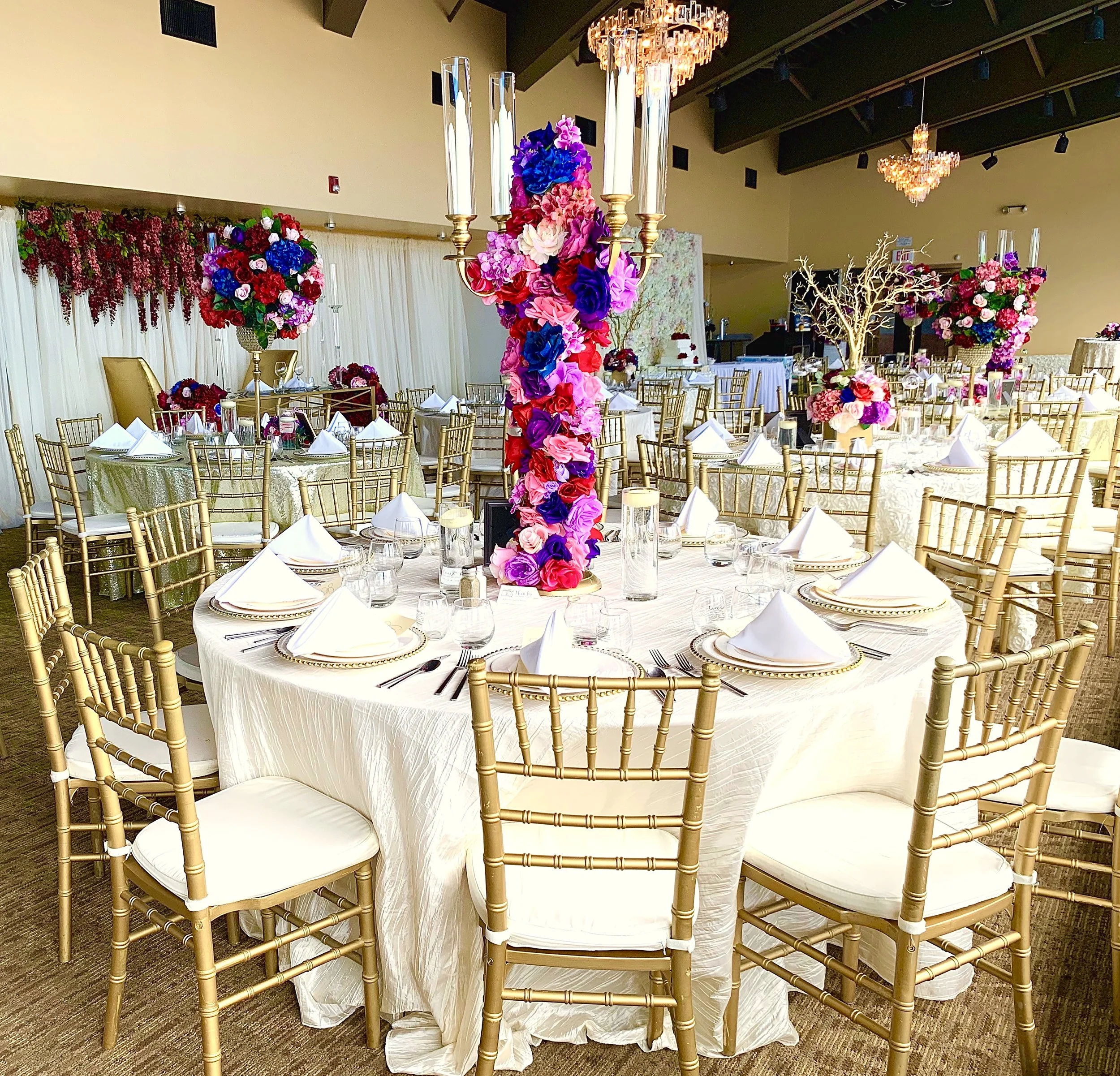 Banquet room #2.jpg