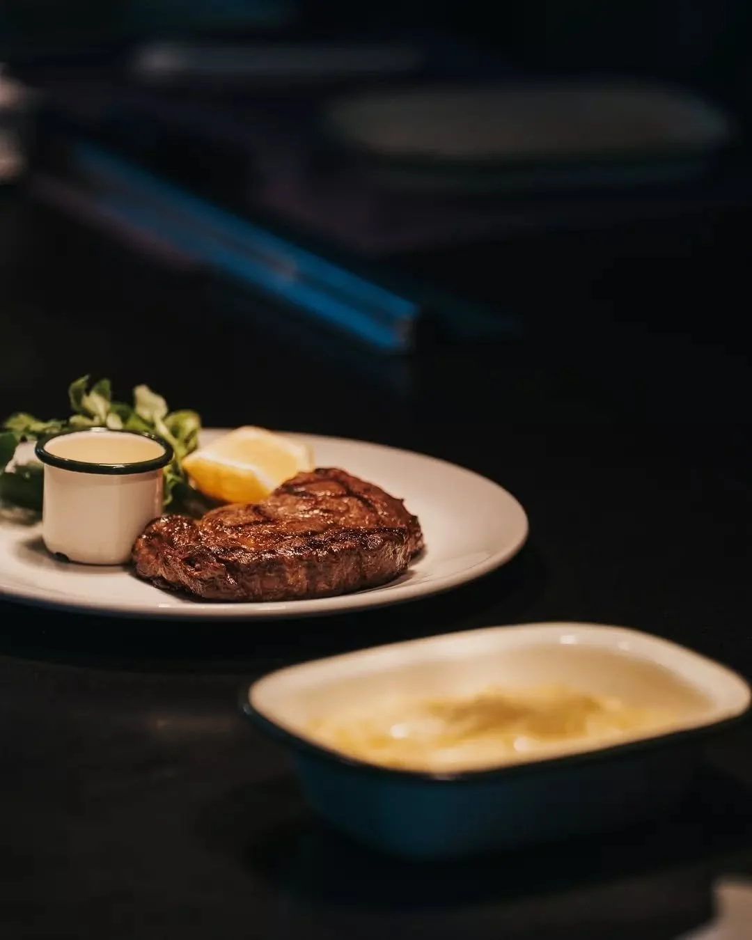 Steak &amp; Oyster Co.
Designed for long nights, good wine and great cuts served simply.