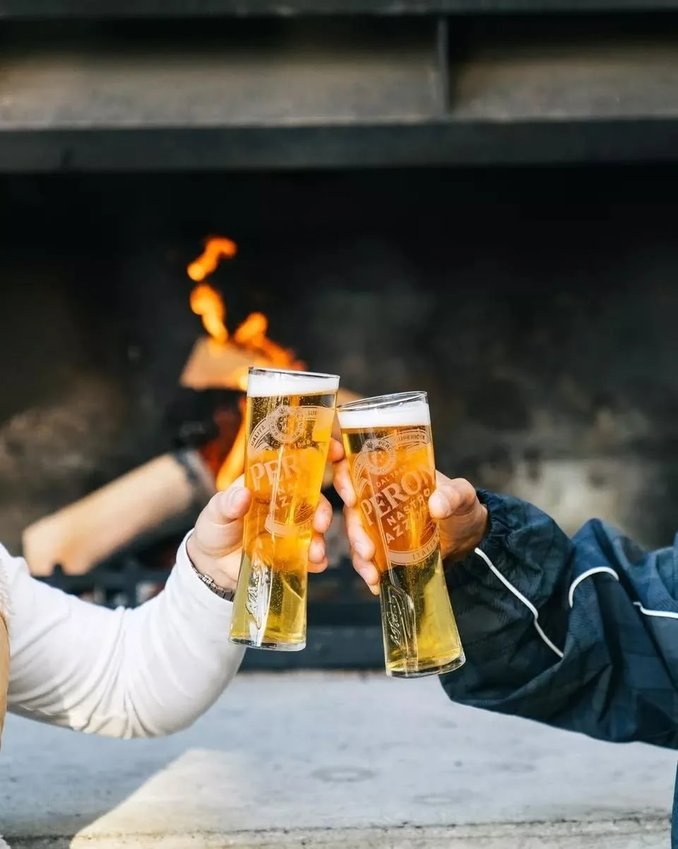 Fire&rsquo;s on. Drinks are cold. You know what to do.

Pull up fireside, order a round, get something hot and delicious on the table and let the night do its thing.

Pavilion has plenty of places to hide from the cold. 
🔥🔥🔥