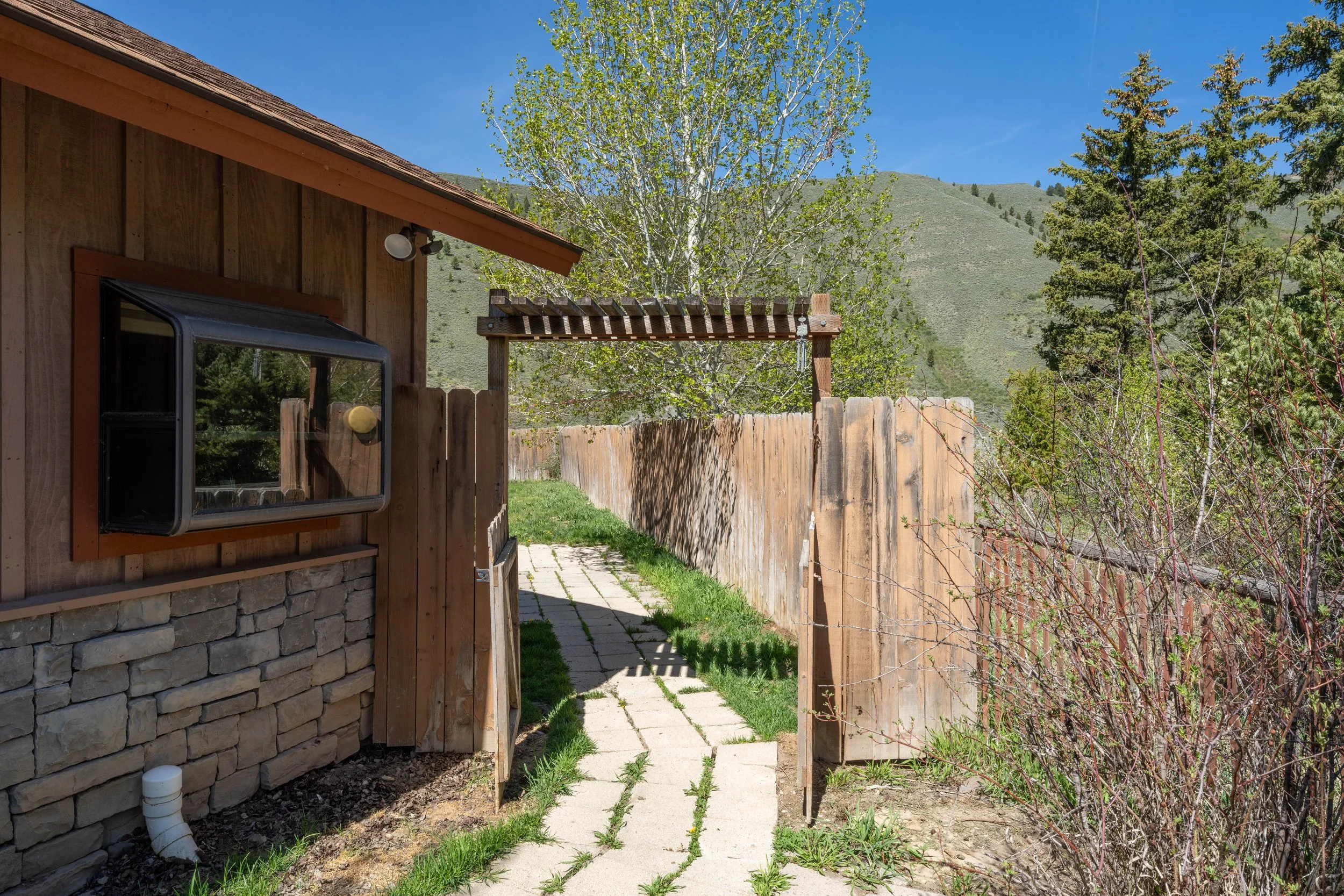 24-Barn Apartment Walkway.jpg