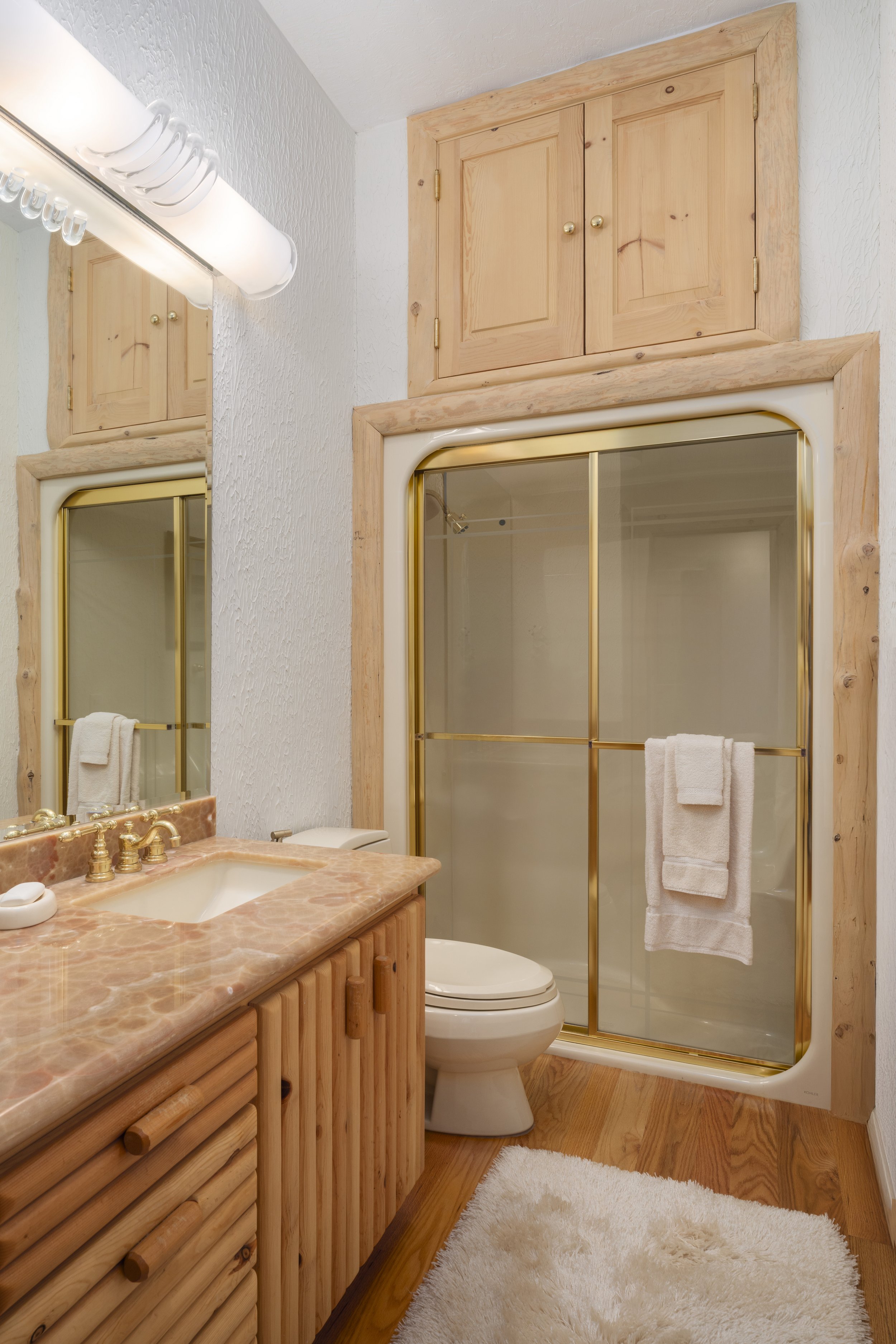 29-Guest Bath.jpg