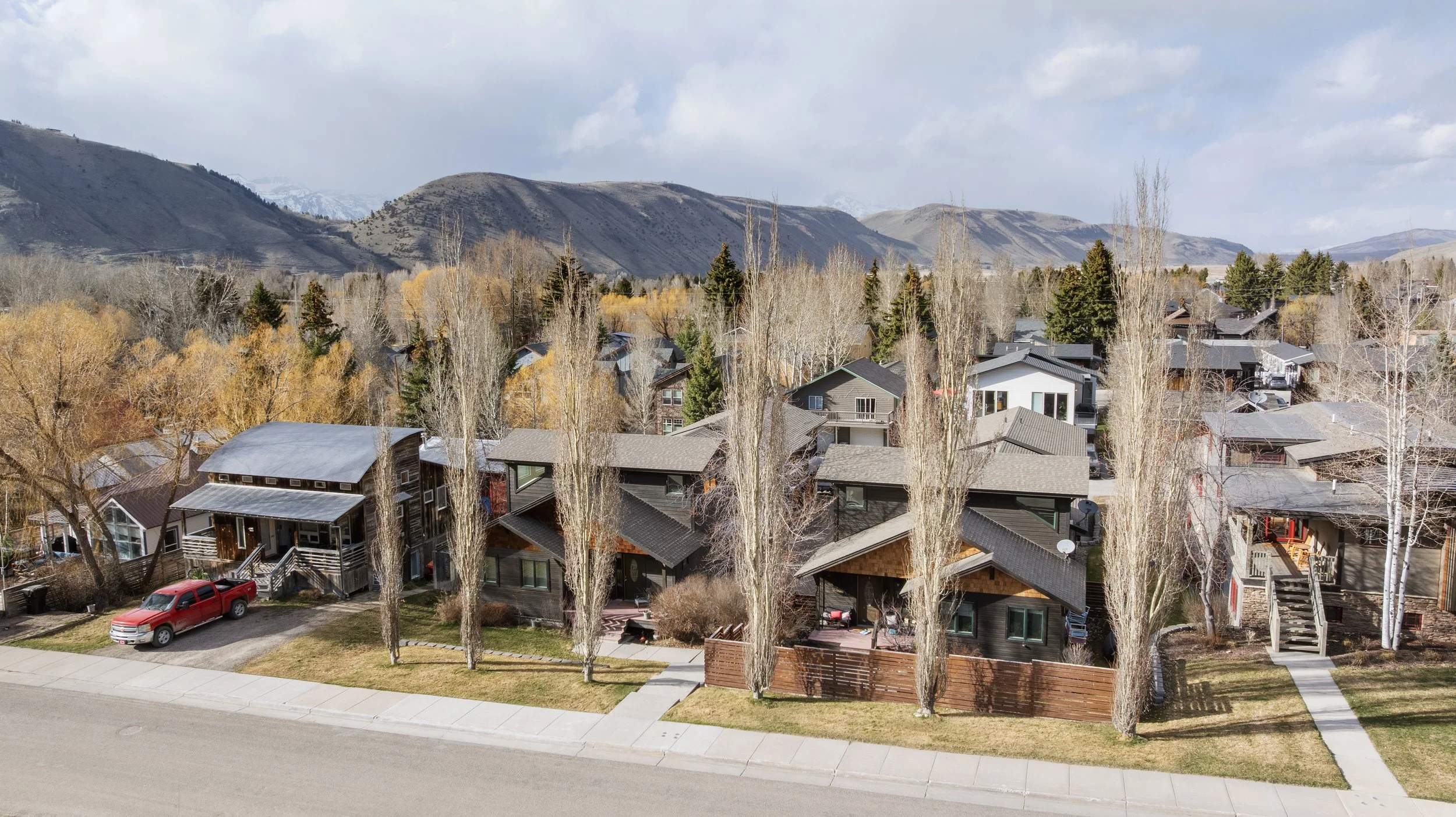 555 Cache Creek Aerial 5.jpg