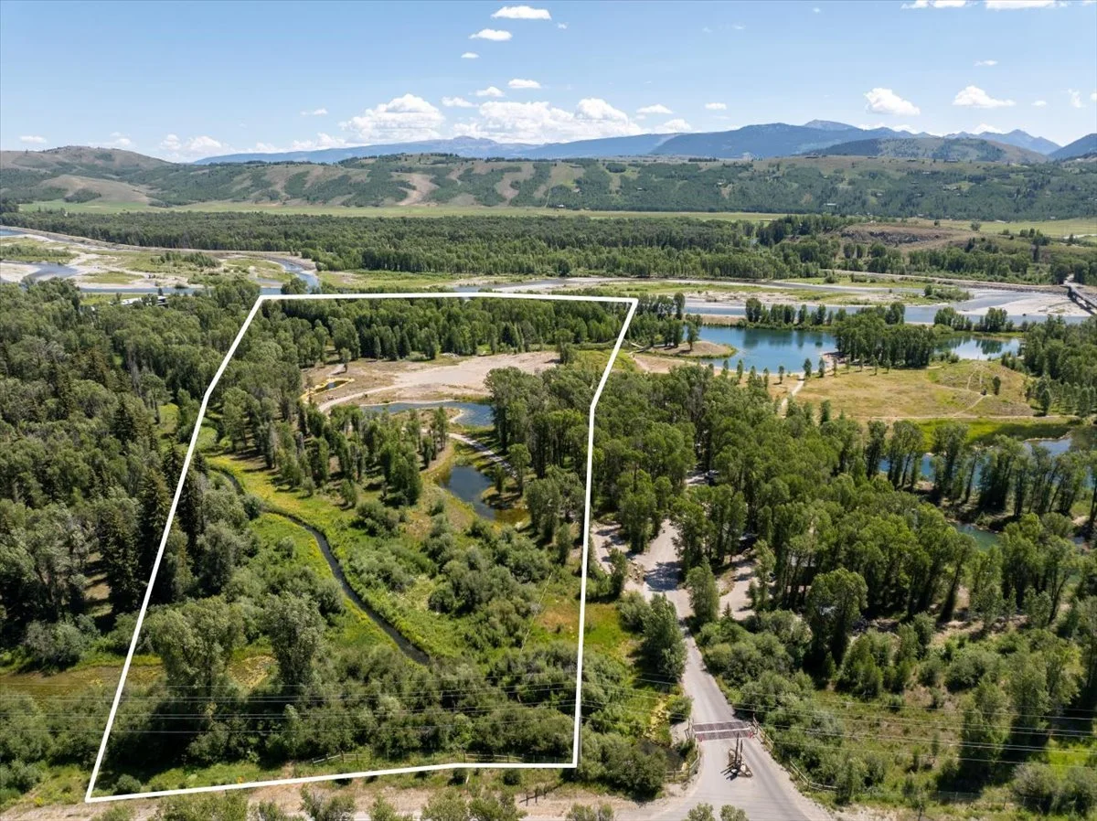 17-4260 River Springs Boundary-2.jpg