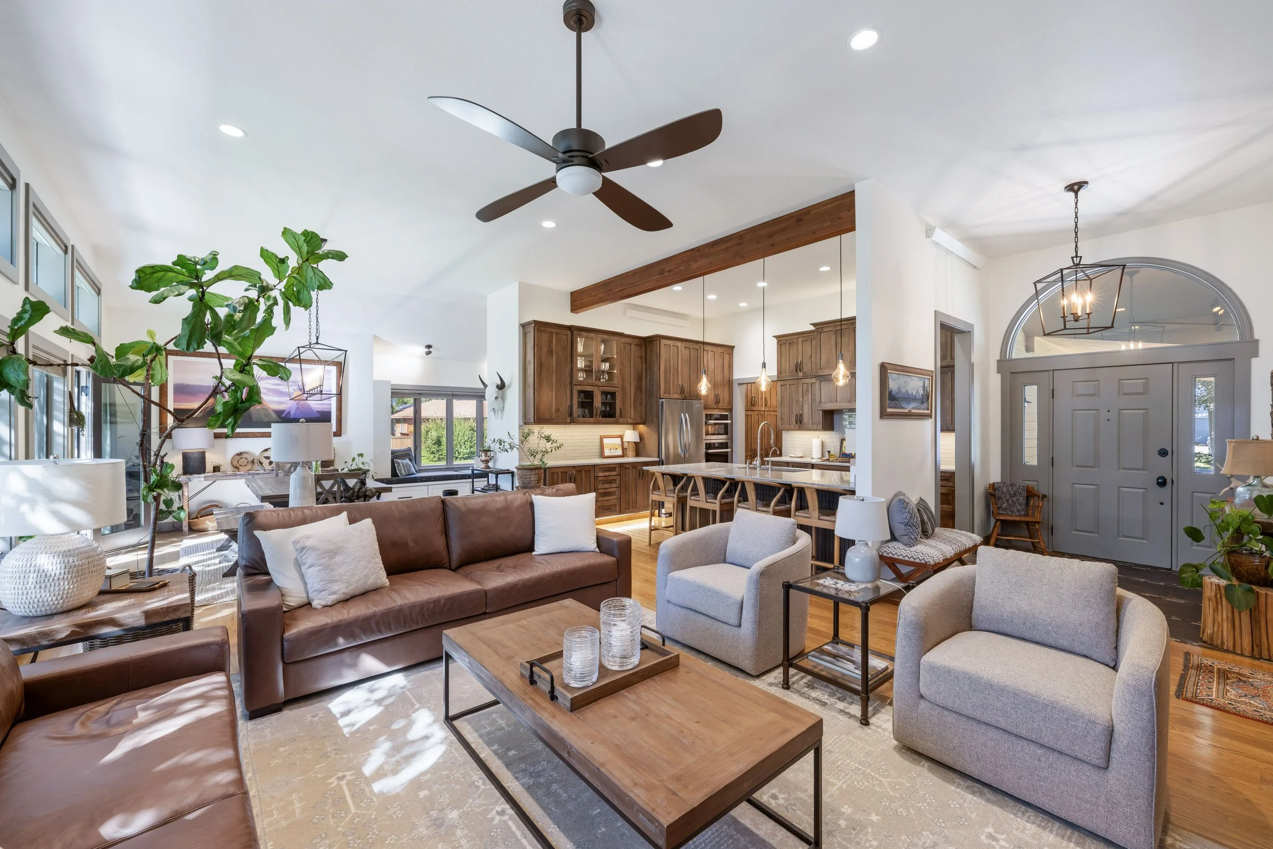 13 Living Room to Kitchen.jpg