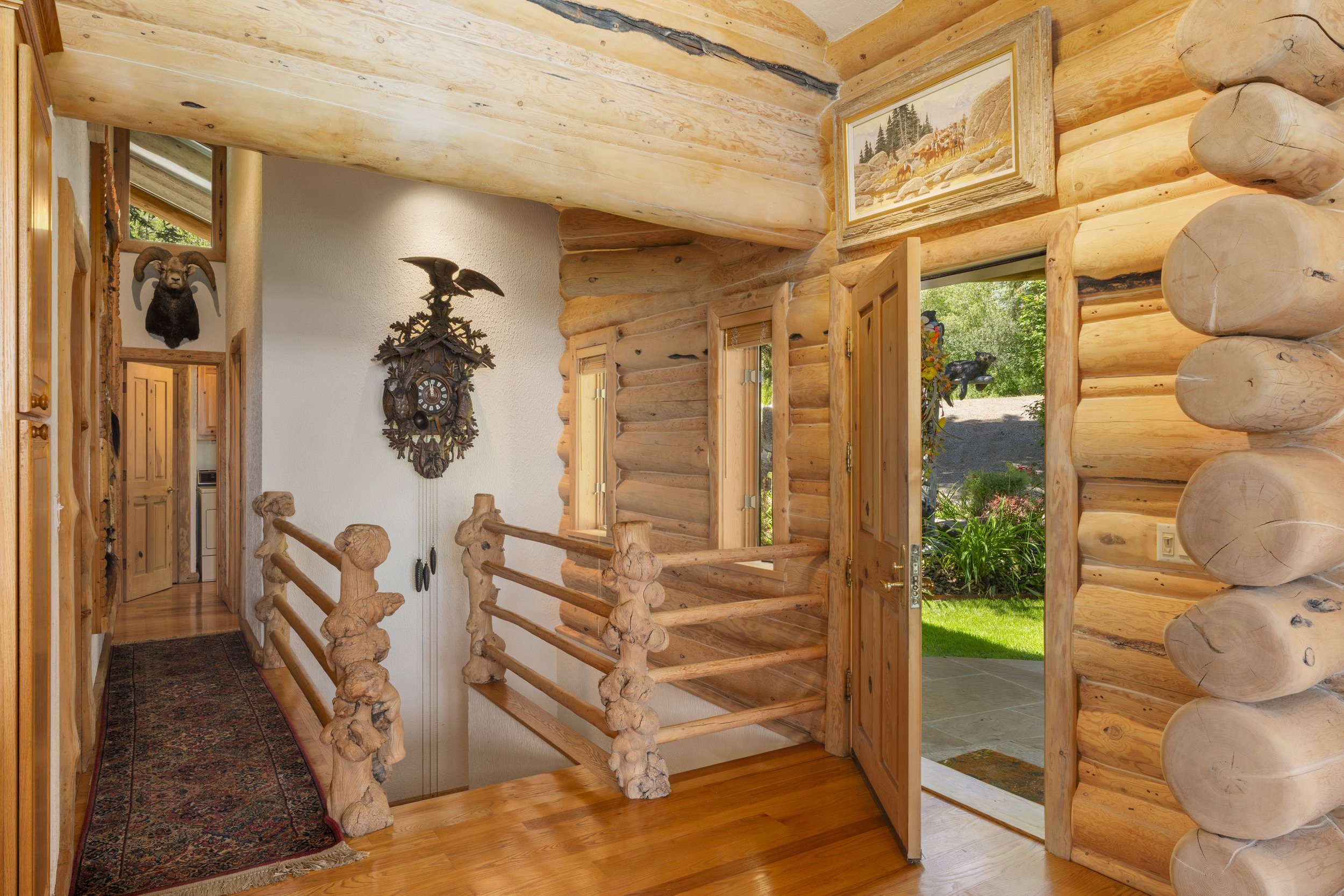 18-Main Level Entry.jpg