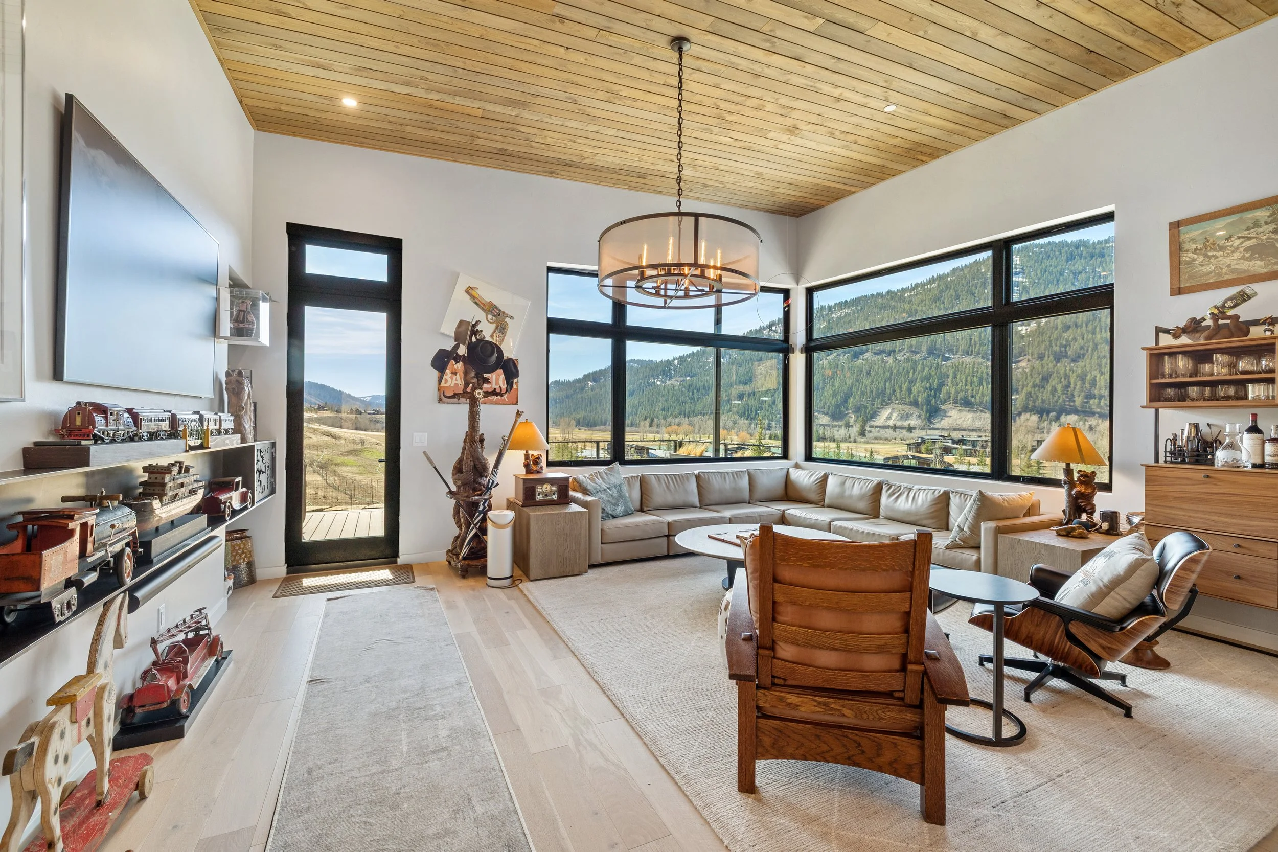 Main Level Living Room