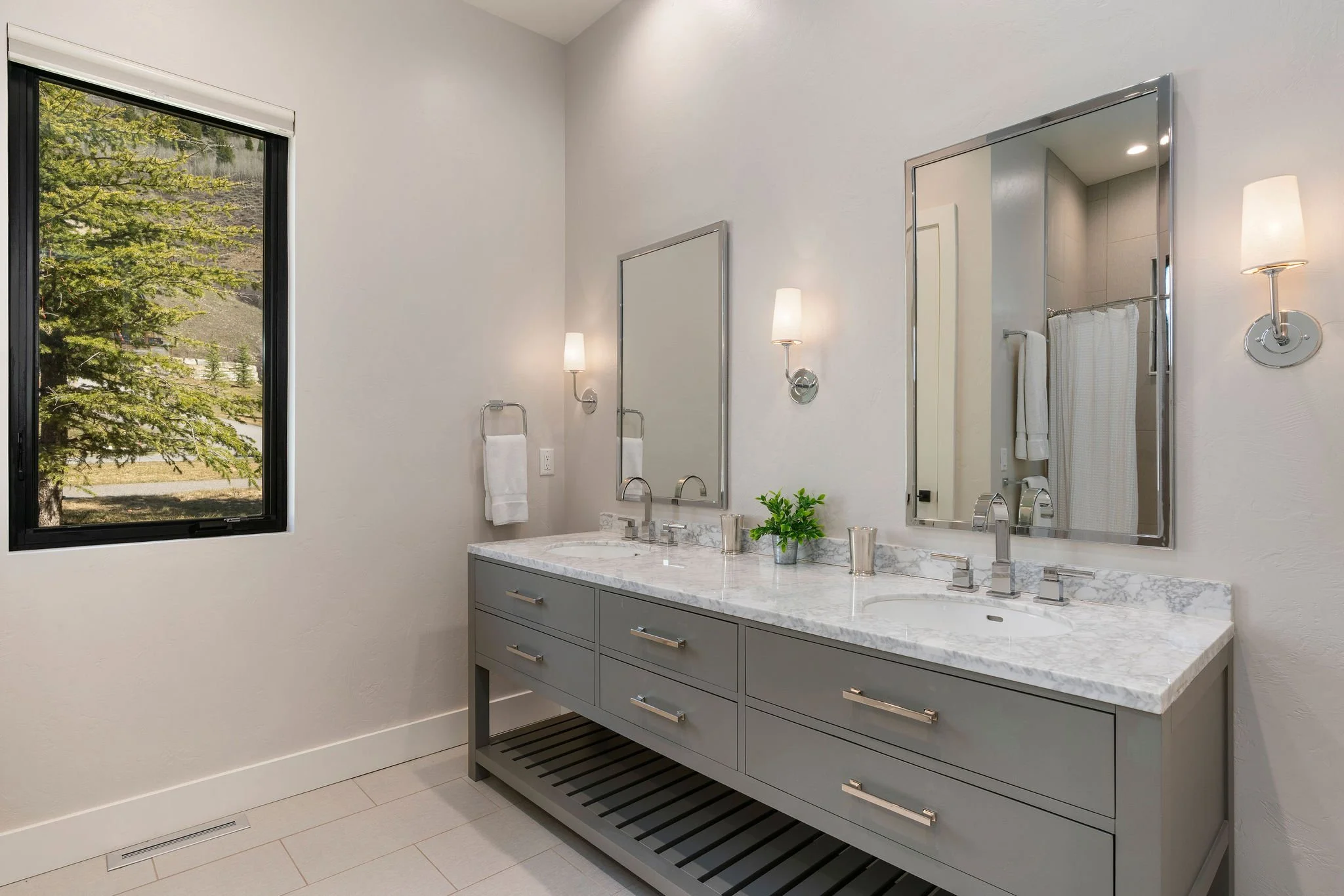Guest 3 Bed Bathroom