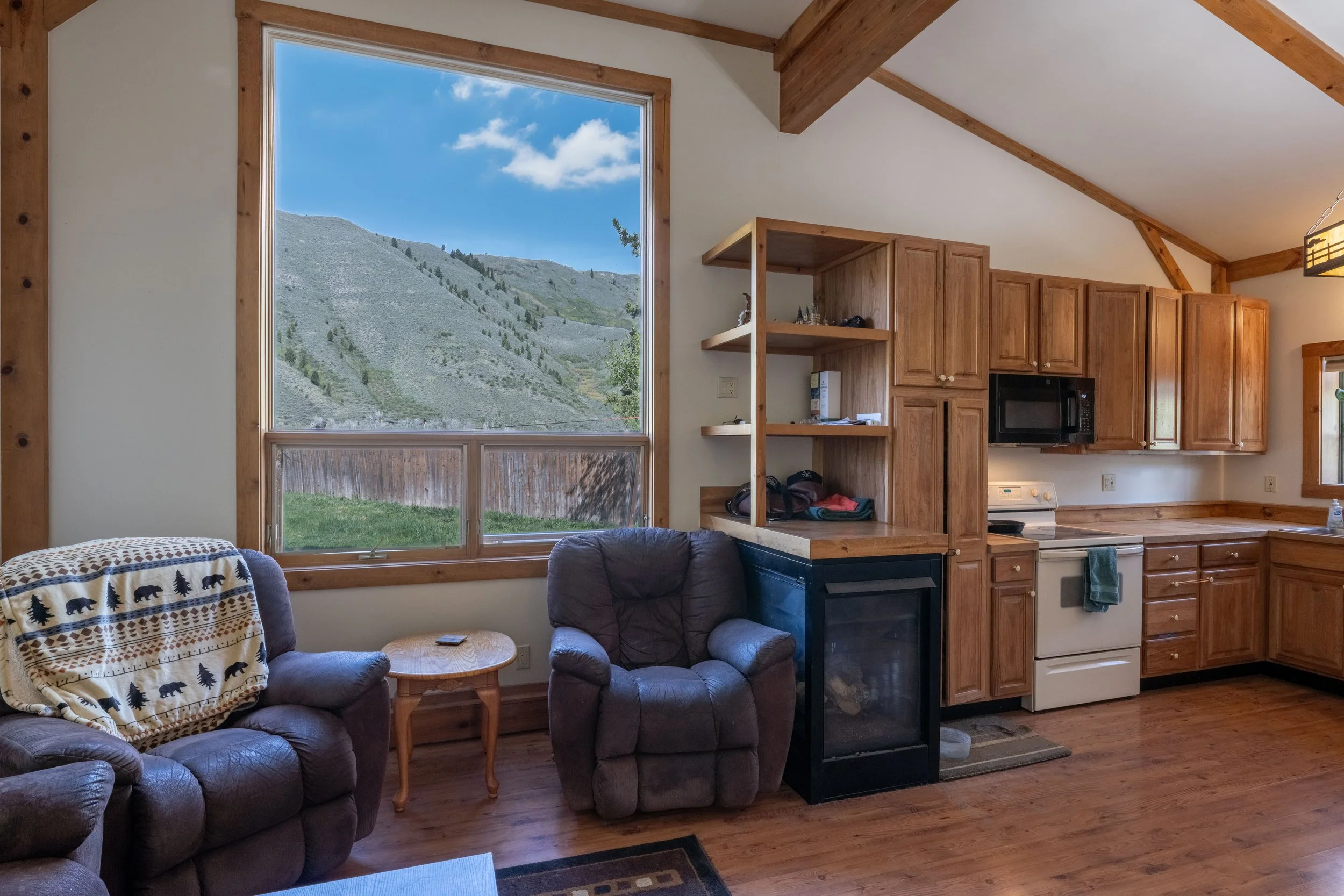 28-Barn Apartment.jpg
