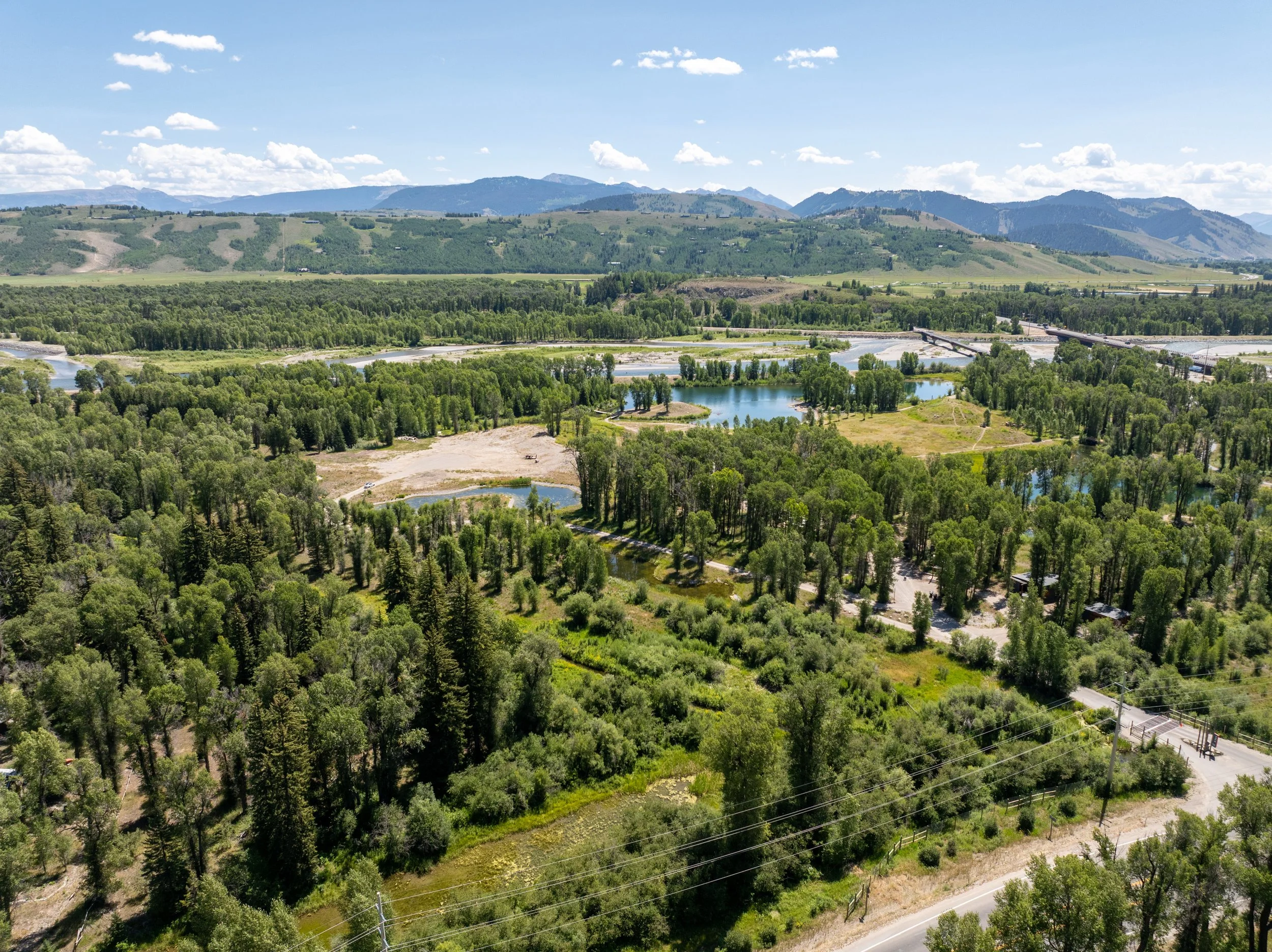 14-4260 W River Springs-3.jpg