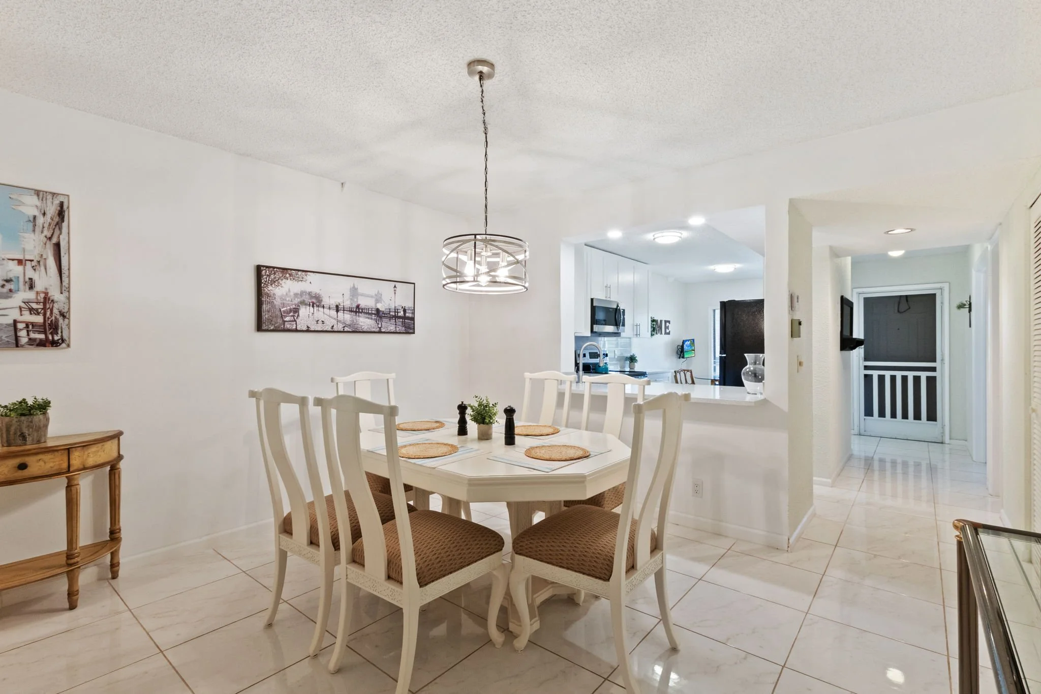 1-web-or-mls-5380-cedar-lake-dr-304.jpg