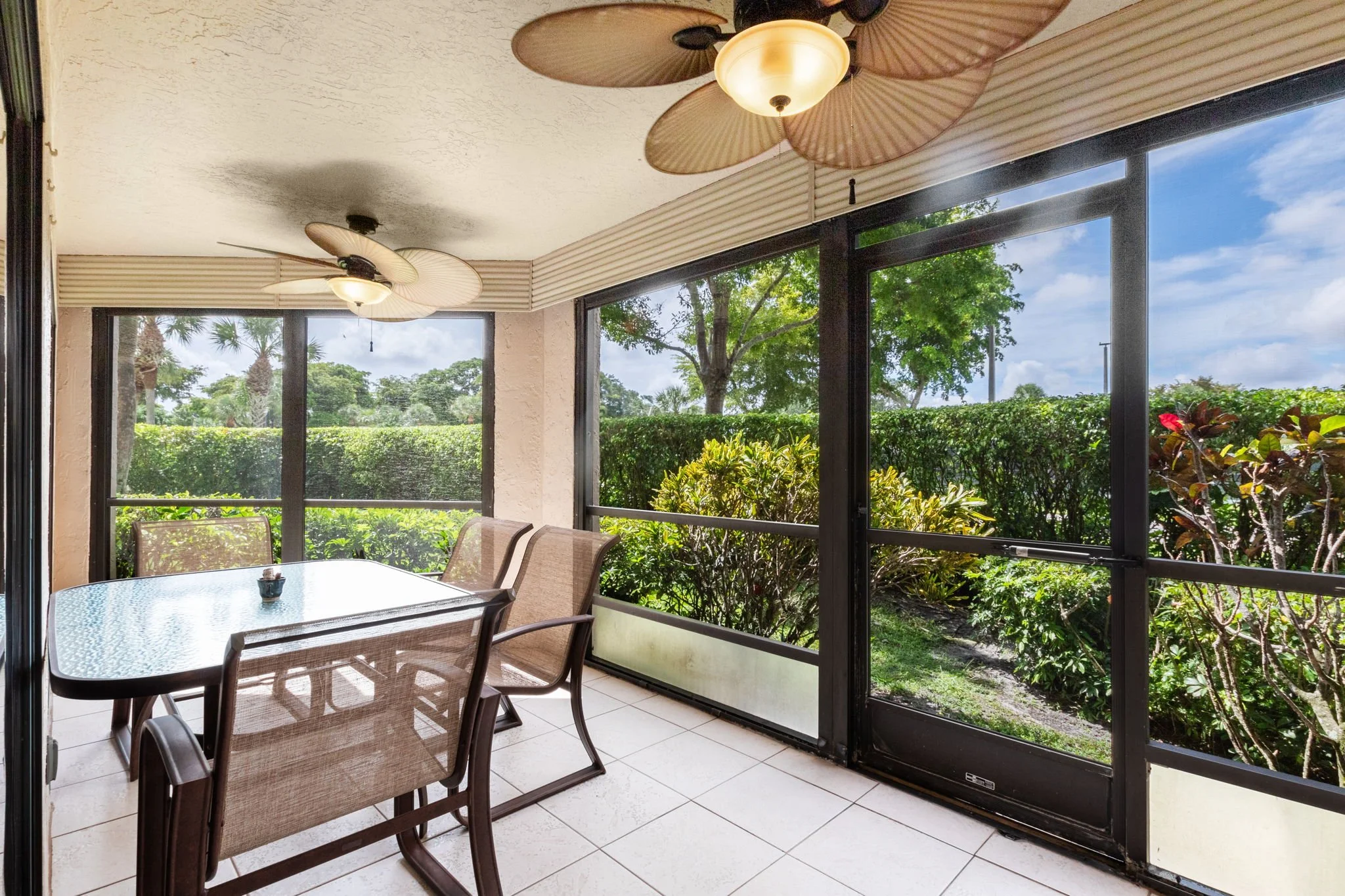 24-web-or-mls-10110-cedar-point-blvd-102.jpg