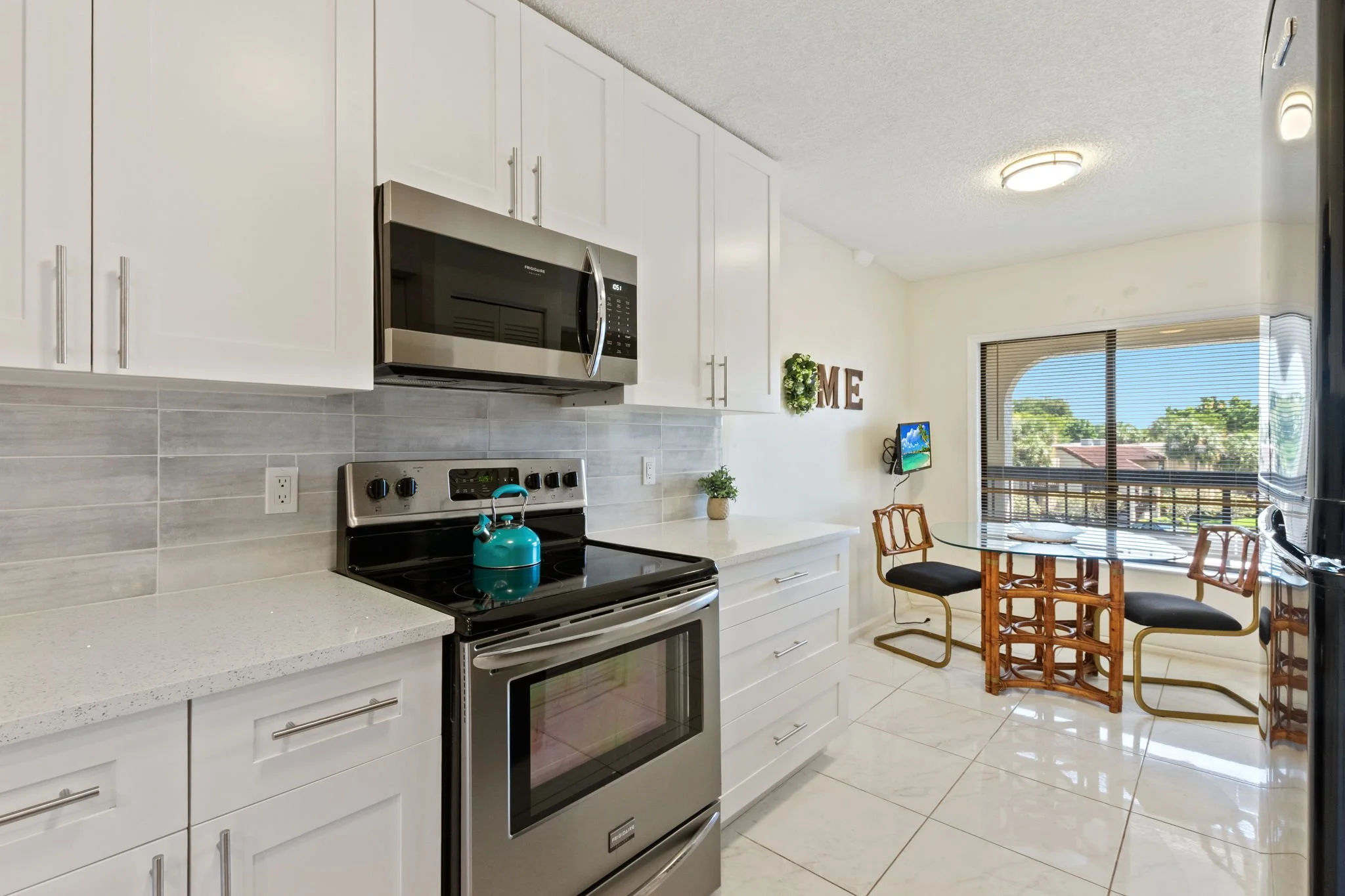 14-web-or-mls-5380-cedar-lake-dr-304.jpg