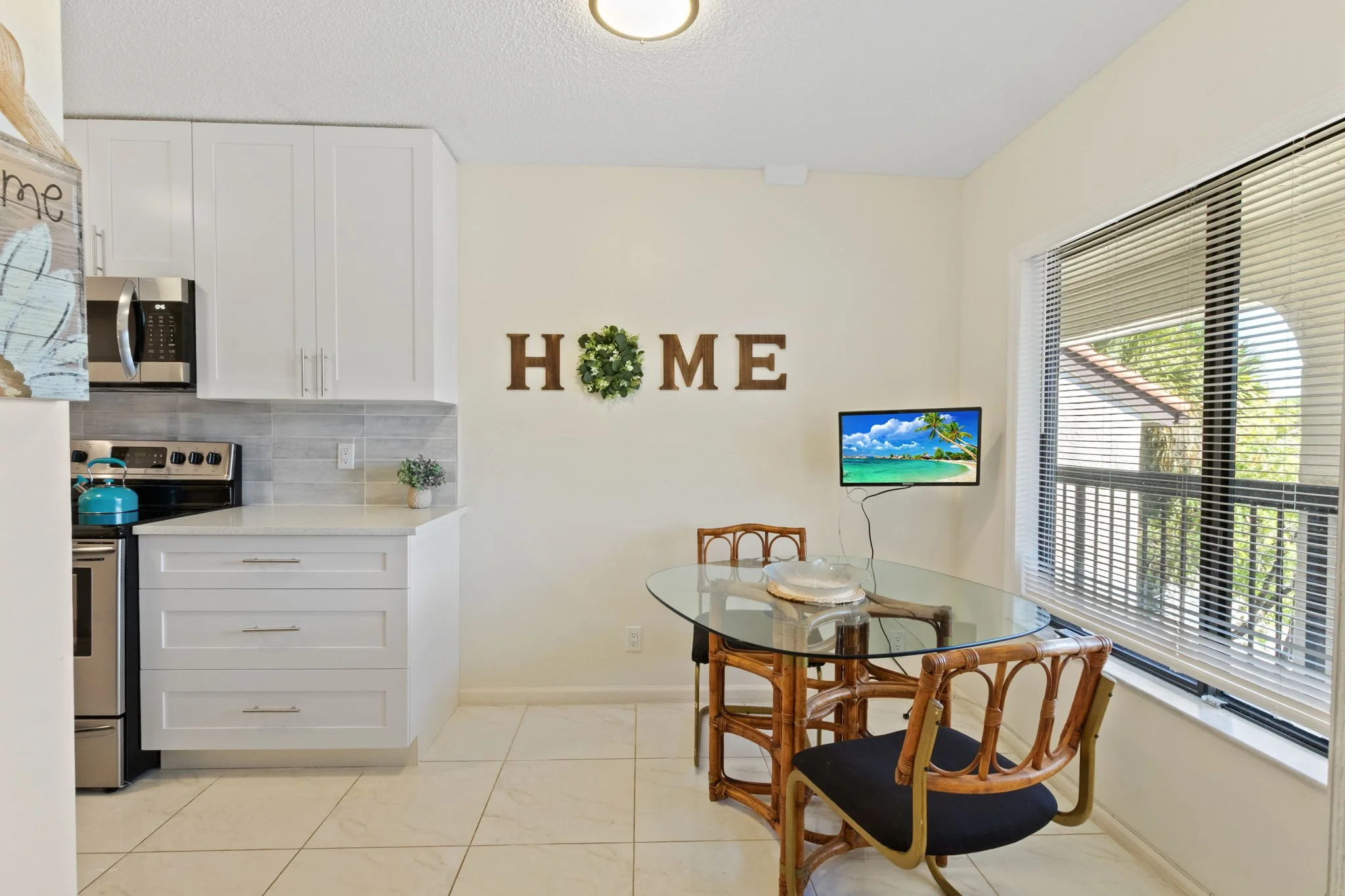 7-web-or-mls-5380-cedar-lake-dr-304.jpg