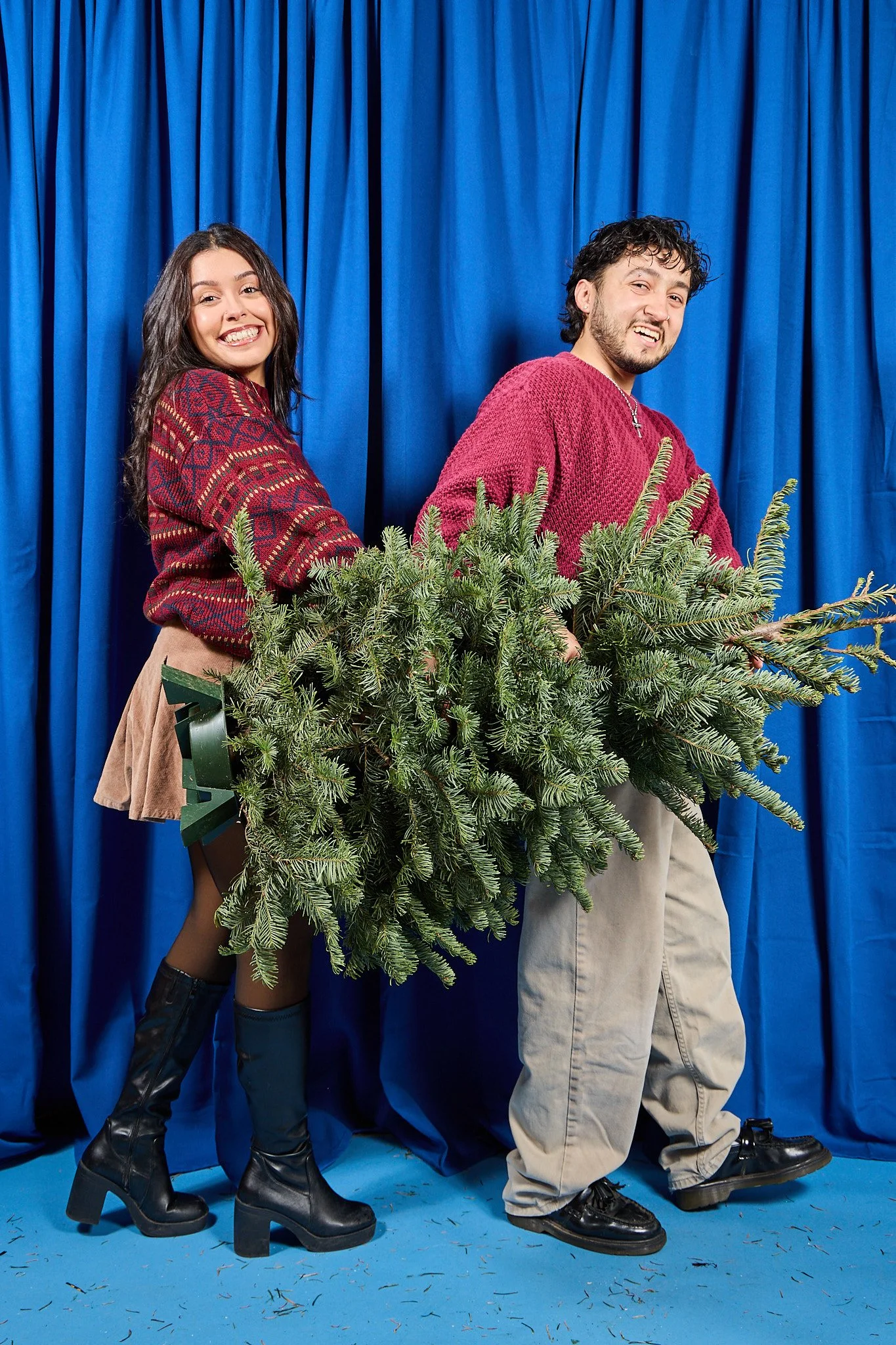 holiday 24mm pop-up_web images_001 17.jpg