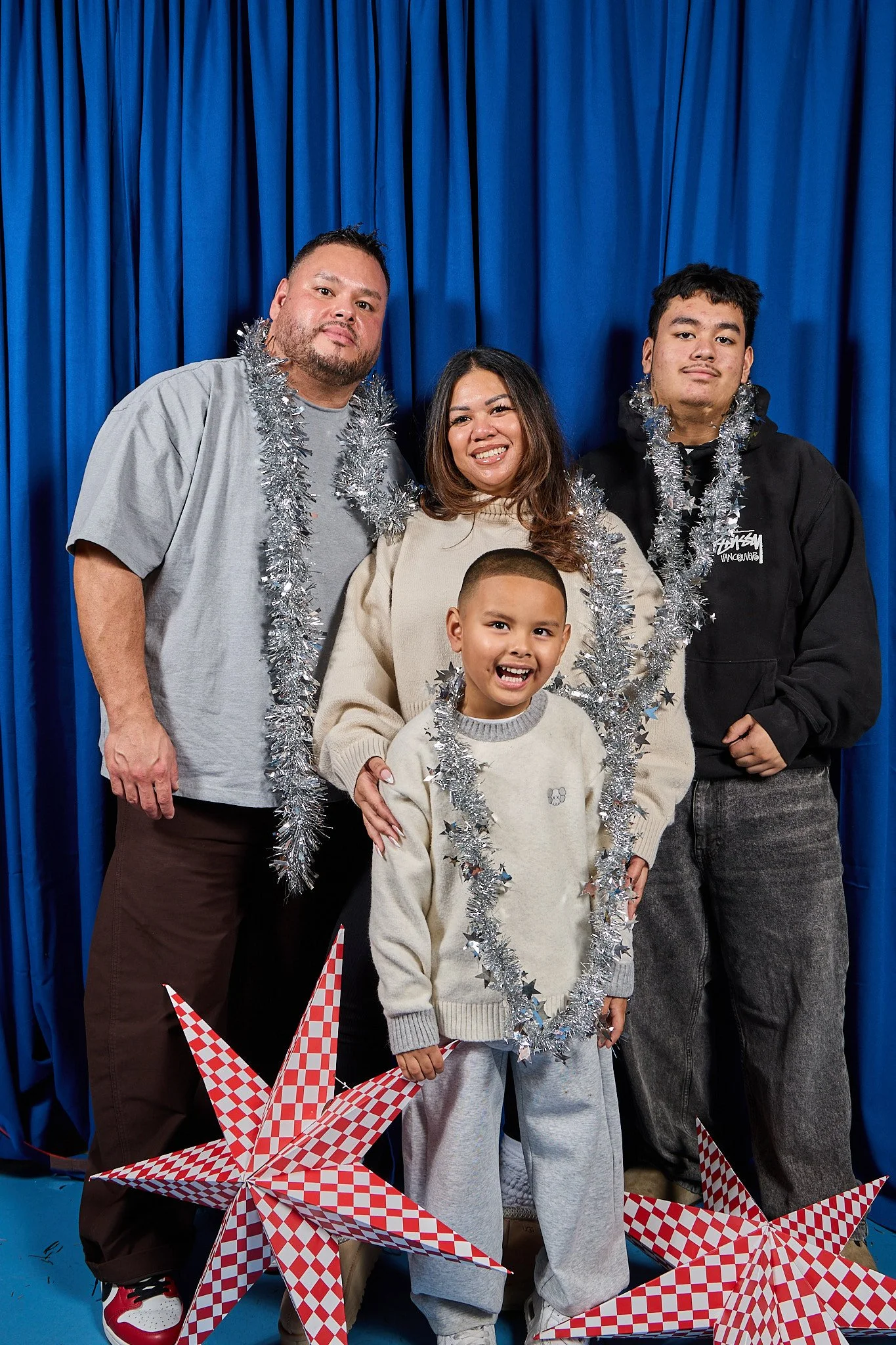 holiday 24mm pop-up_web images_001 35.jpg