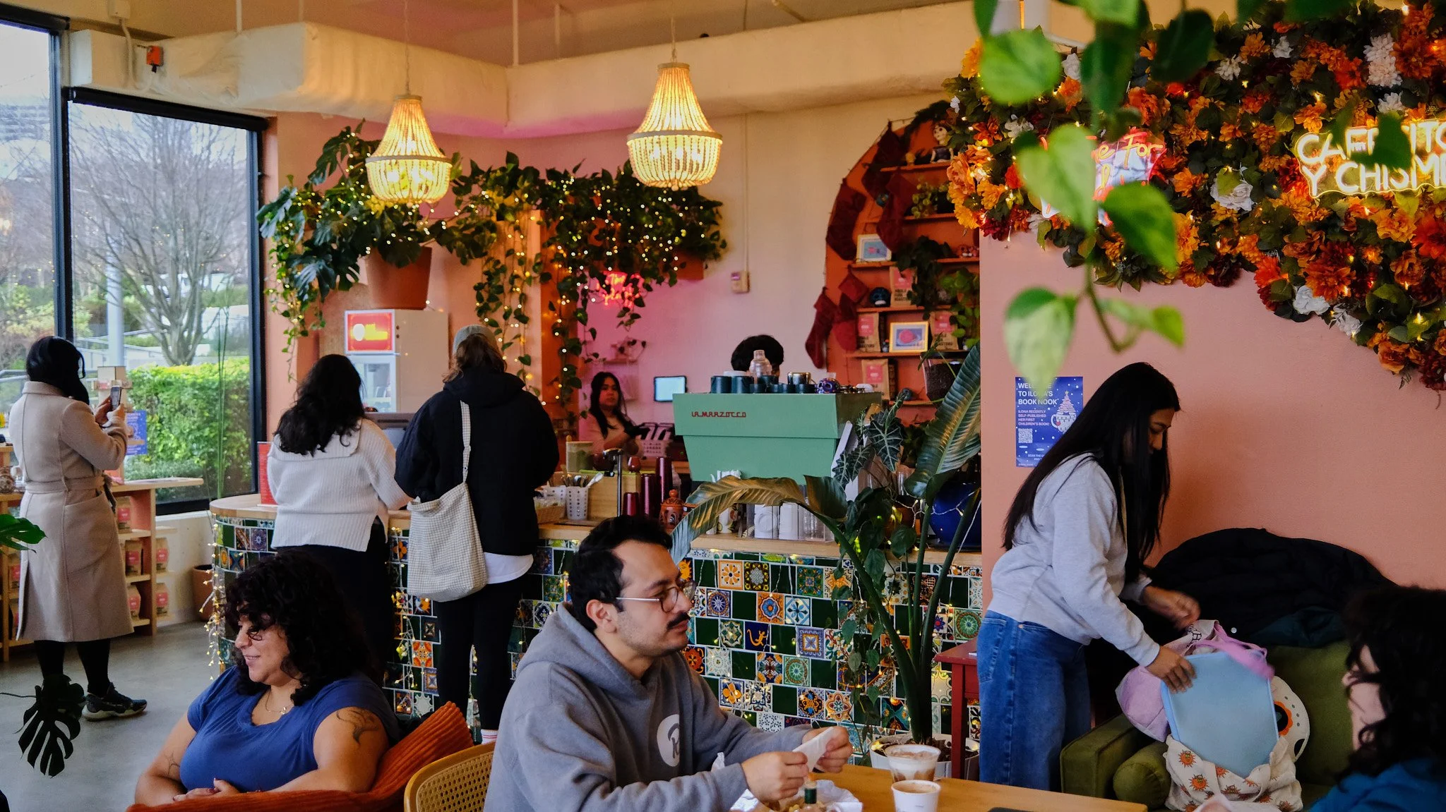 holiday 24mm pop-up_web images_001.jpg