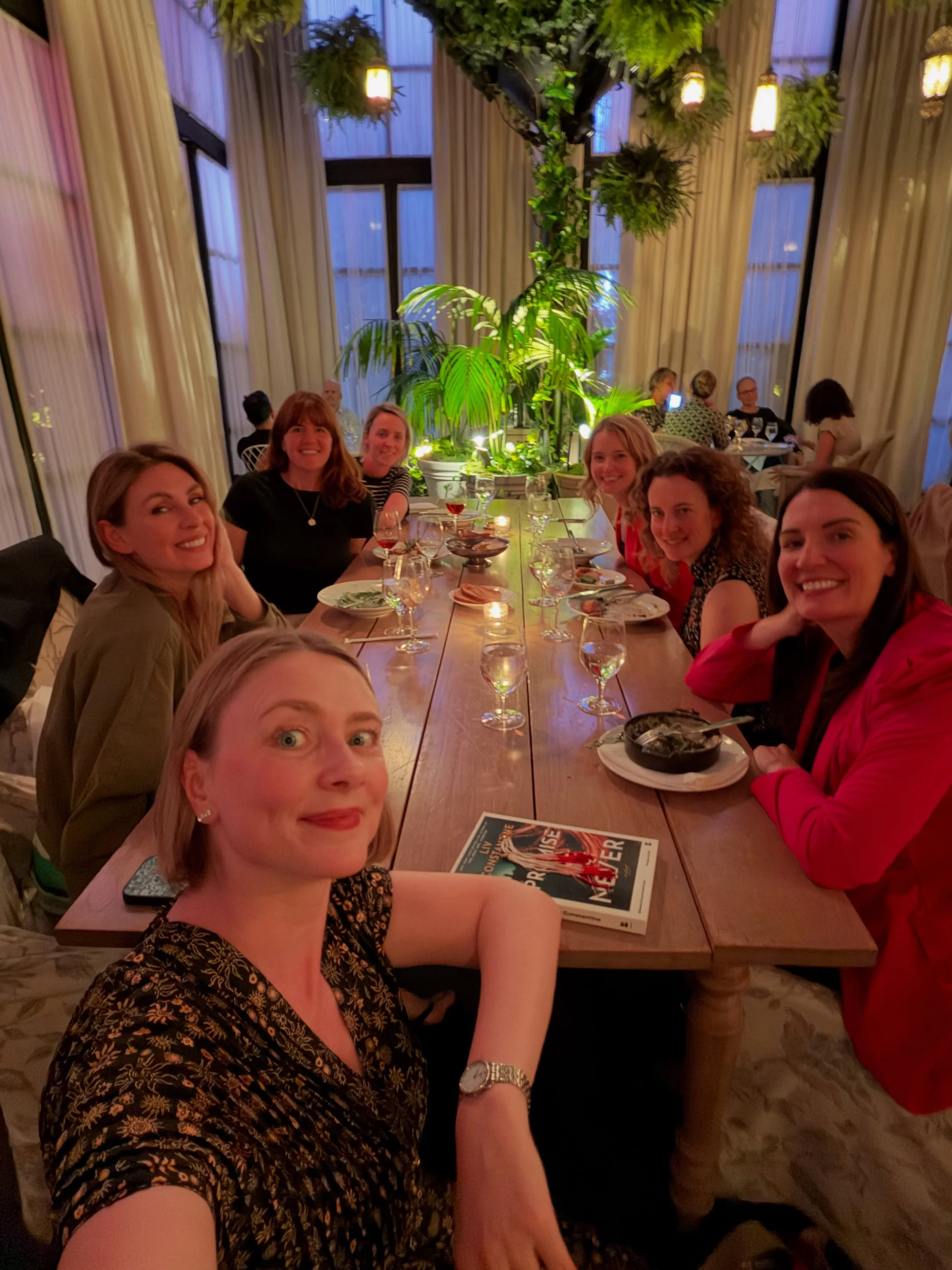 Last batch of memories from #ThrillerFest

- A most fabulous dinner with killer women. 

-The absolutely packed debut author breakfast (shoutout to @pennyzang, @michellemmaryk, and @jennvdk). I was quite moved by all the authors&rsquo; stories.

- A 