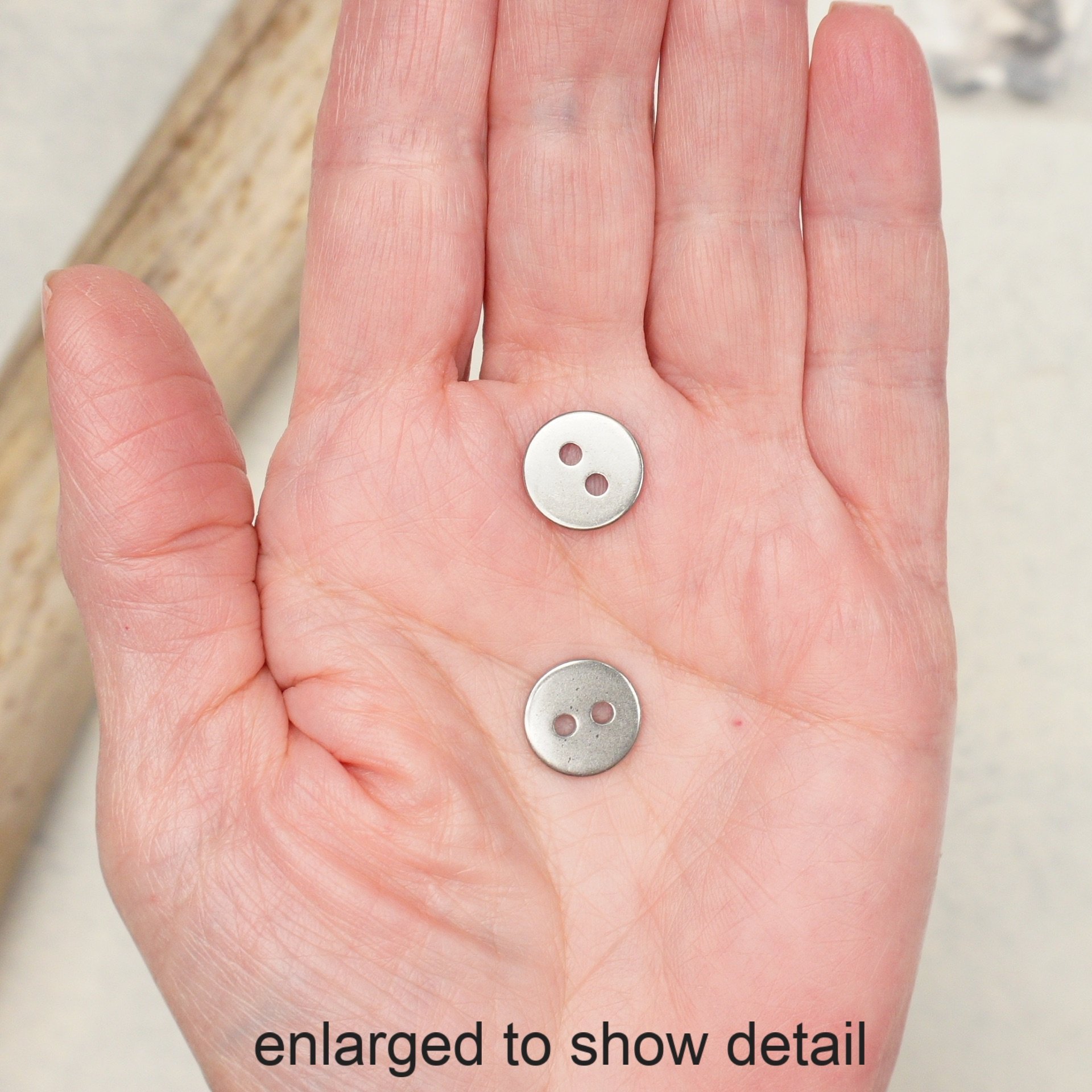 Stainless Steel Round Button (TC4S)