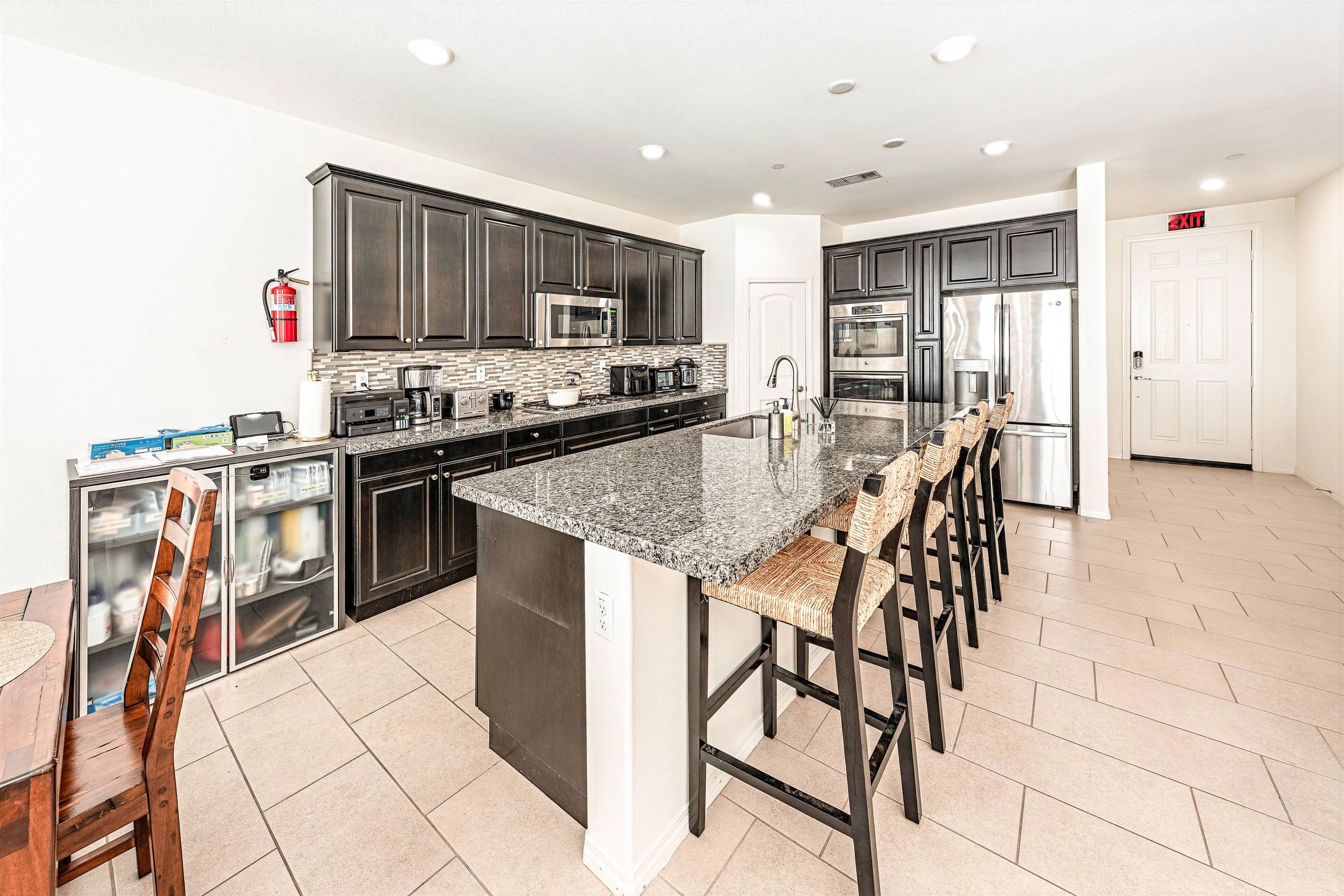 Kitchen1.jpg
