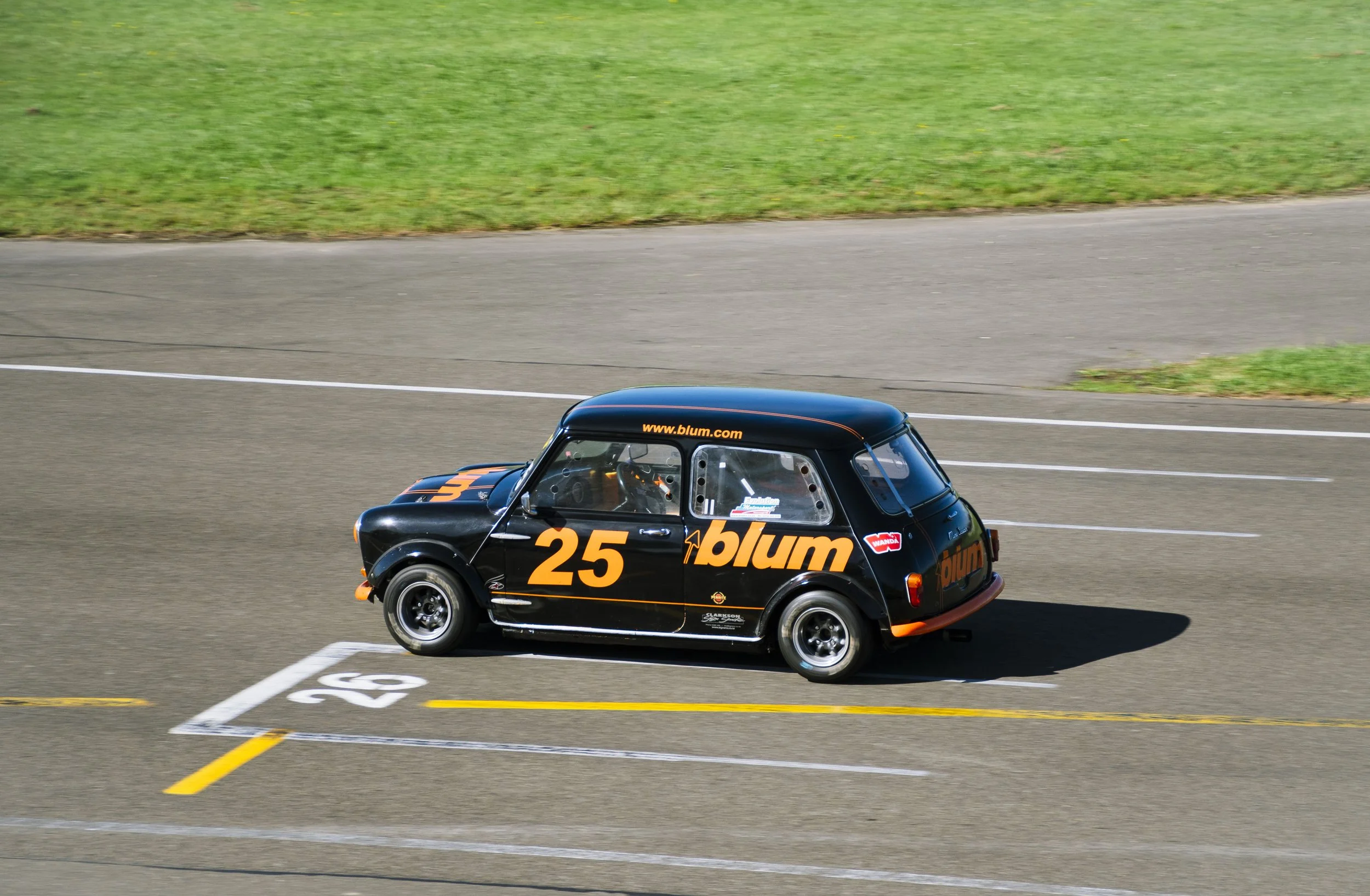 SLI_210226_ManfieldMinis_024.jpg